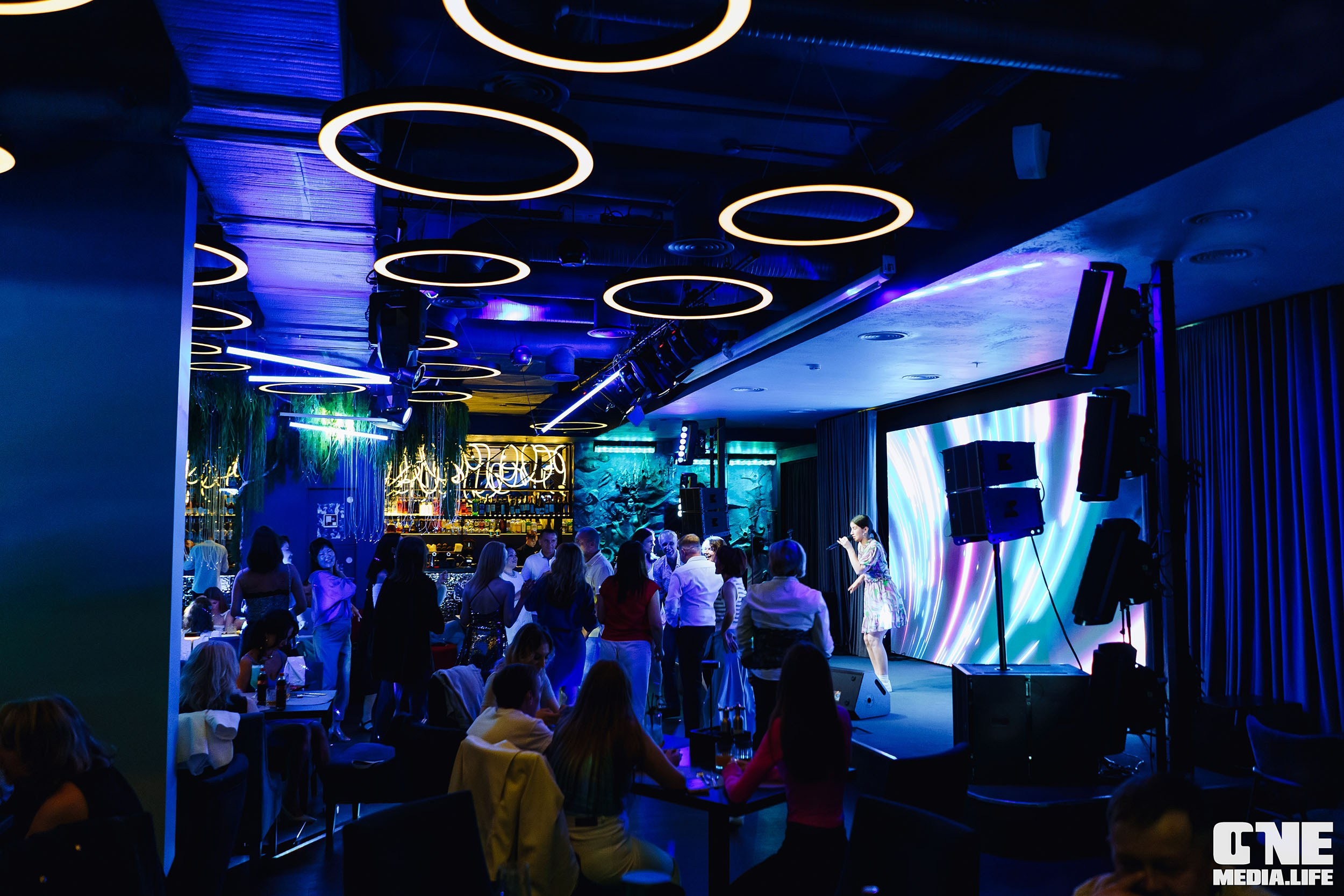 Фоторепортаж с вечеринки в ресторане Океан. One Media Life: фоторепортажи, фотоотчеты с мероприятий и заведений