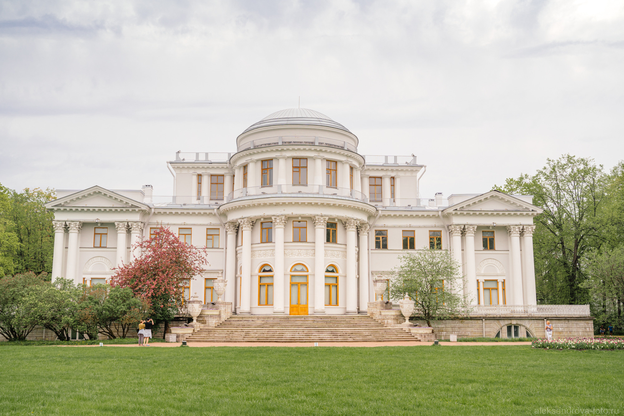 Елагиноостровский дворец