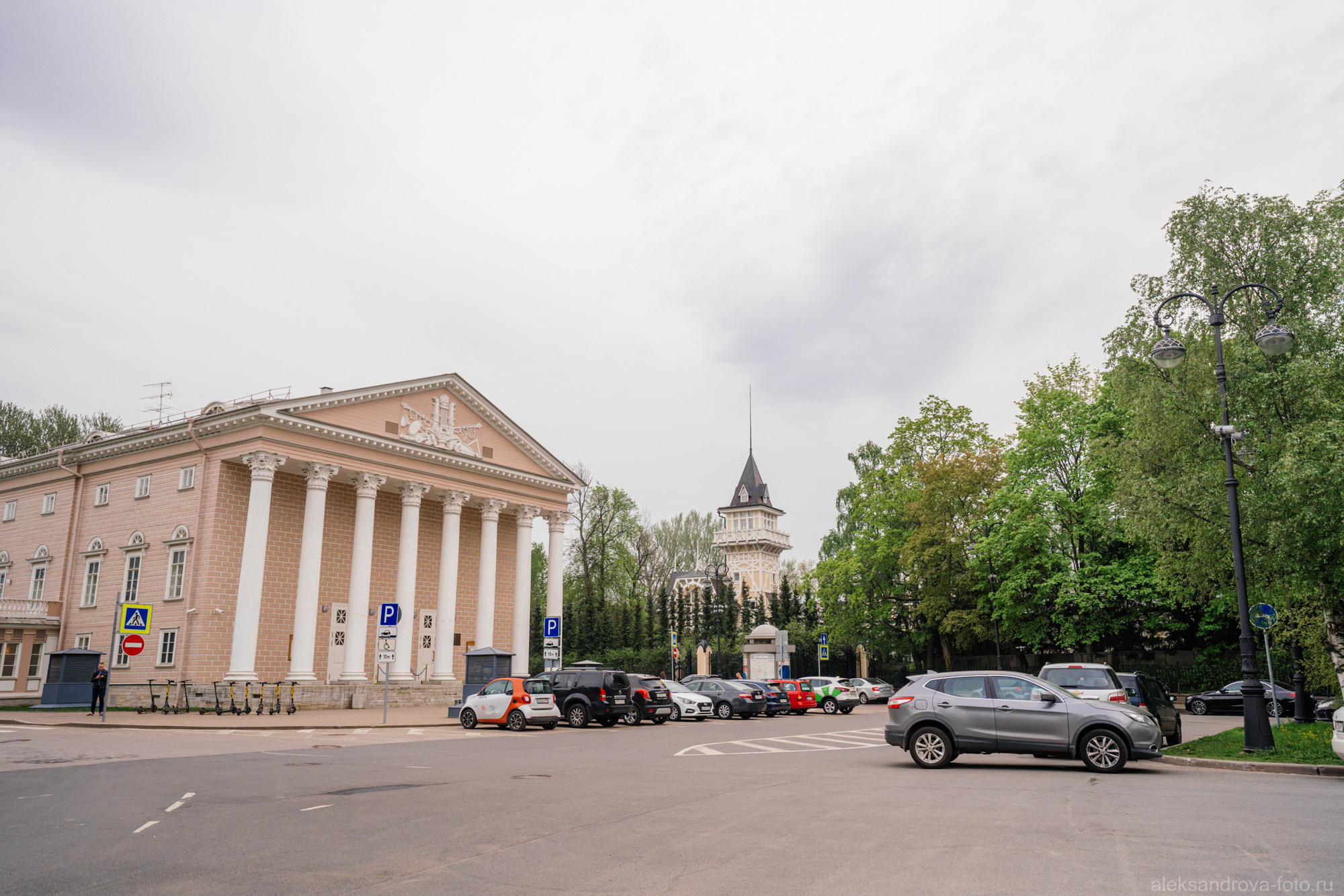 Площадь Старого театра
