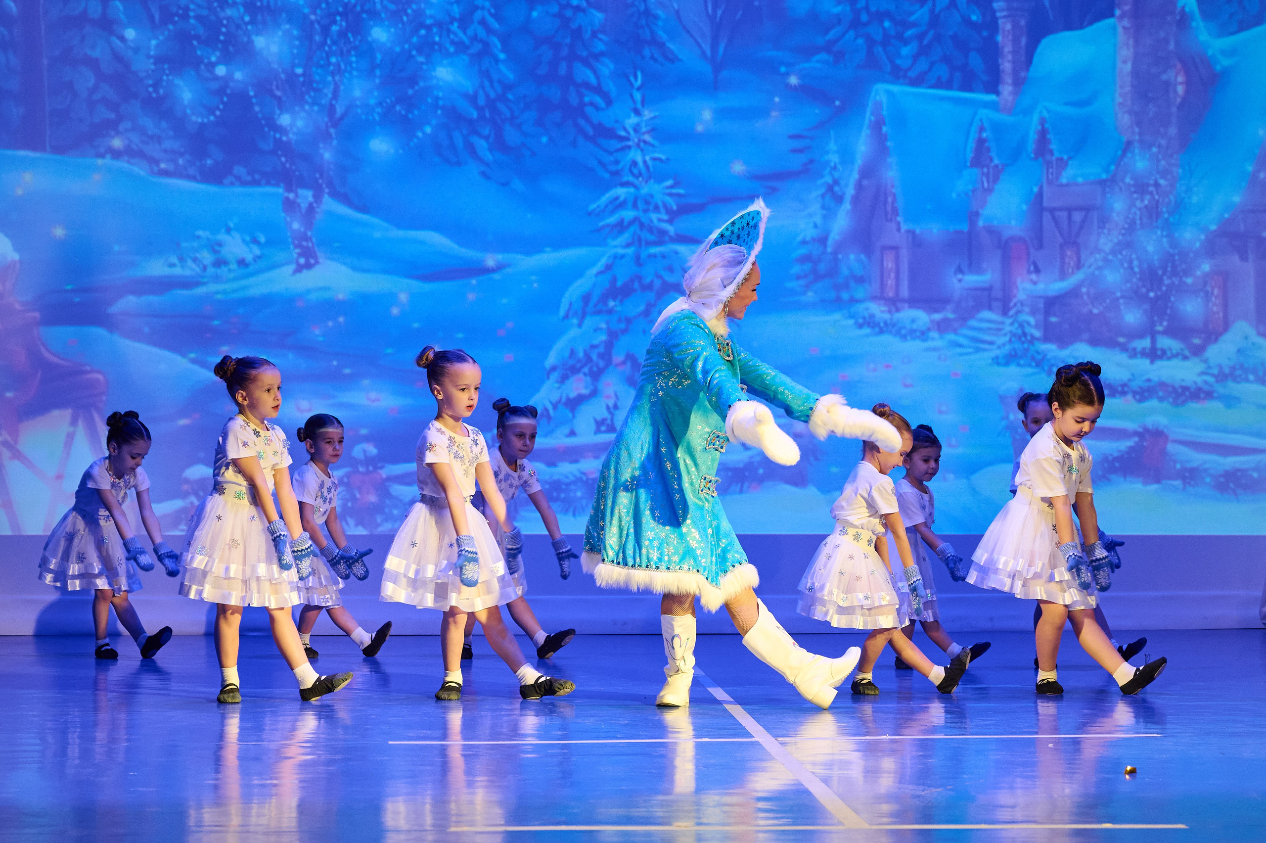 Коцерт НГ В ДК Марьина Роща. Жизнь курорта Кабардинка в фотографиях