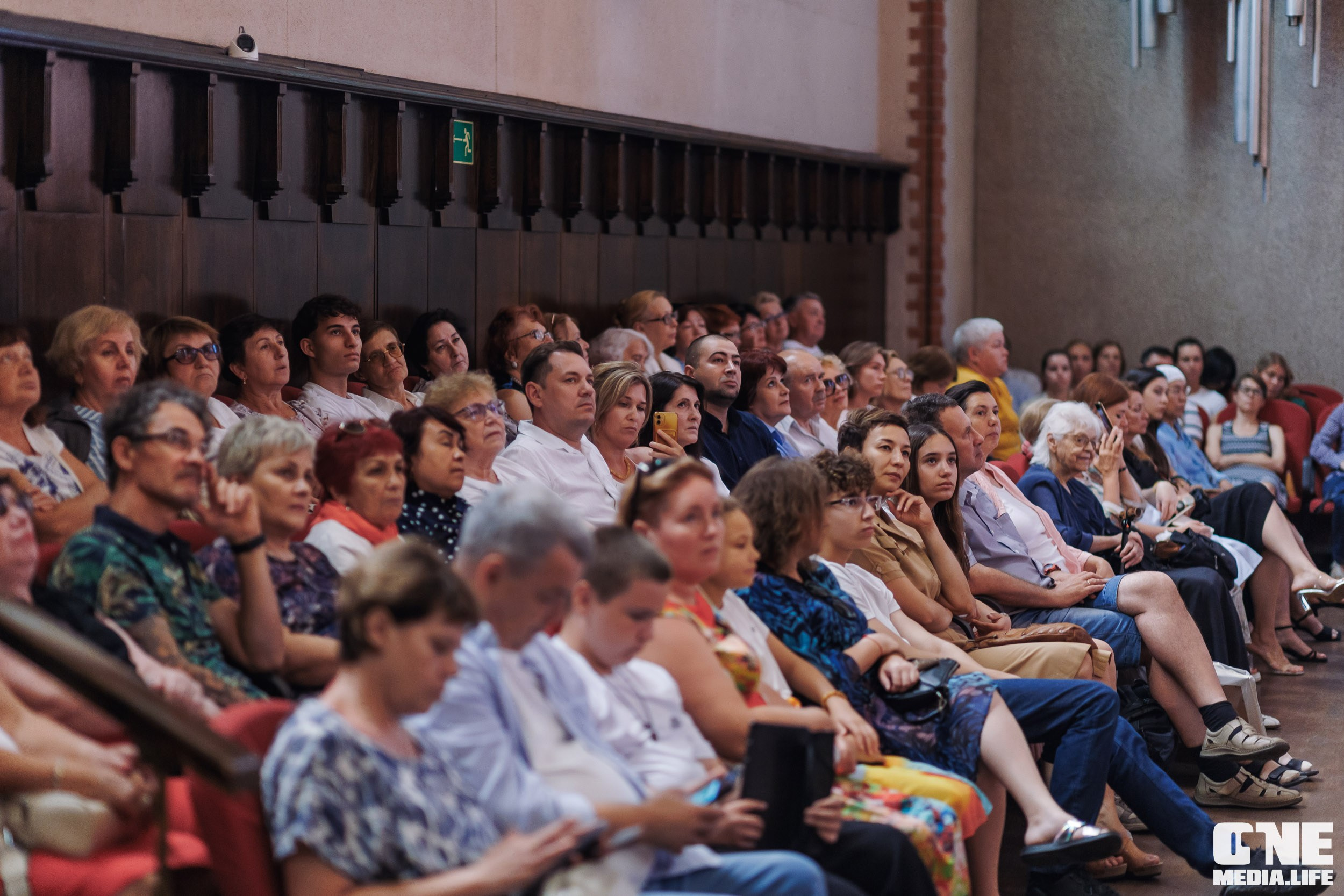 Фоторепортаж из Калининградской филармонии. One Media Life: фоторепортажи, фотоотчеты с мероприятий и заведений