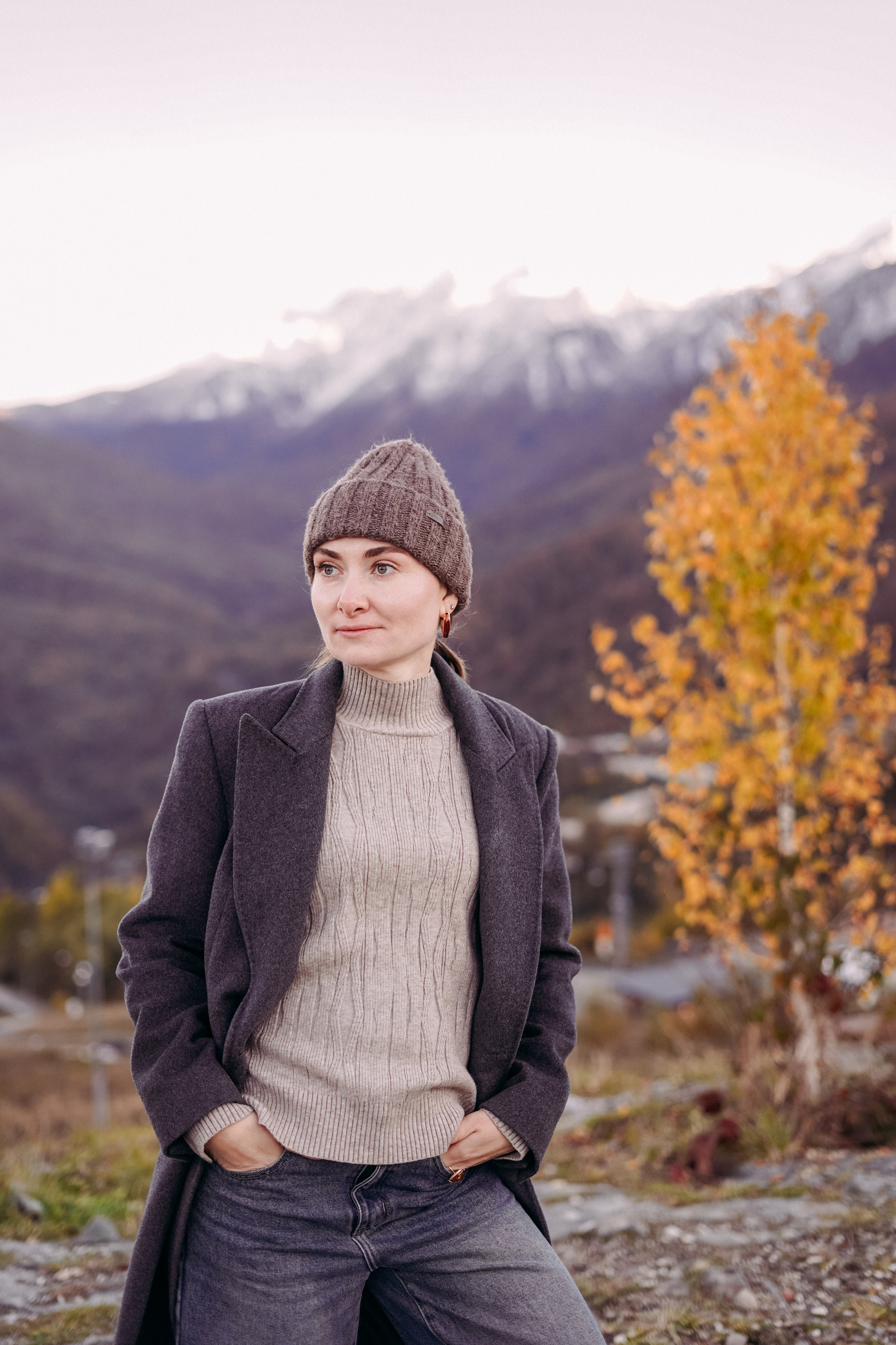 Алексей, Анна и Валентина в Горной Олимпийской деревне. Фотограф в Сочи и Абхазии | Фототуры | September Air