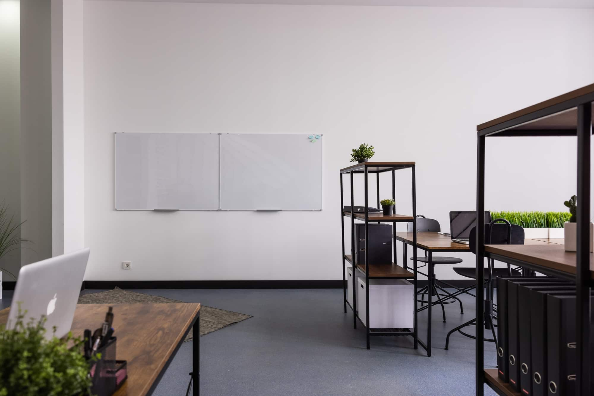 Photohub залы для съемки бизнес-контента. Фотограф в Минске Людмила Дутко