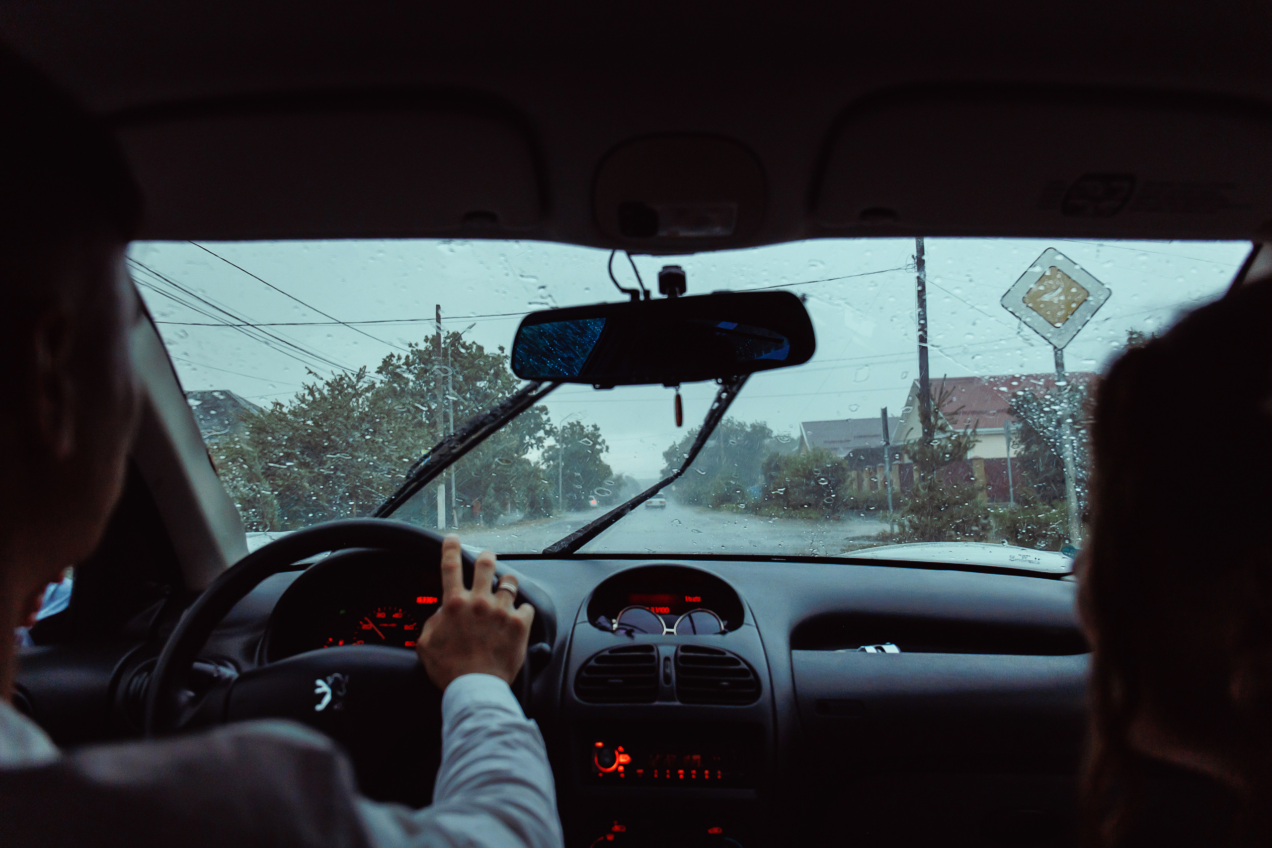 Три погоды на свадебной фотосессии шикарной пары. Дмитрий Шевченко свадебное фото в г. Краснодар — Армавир — Лабинск