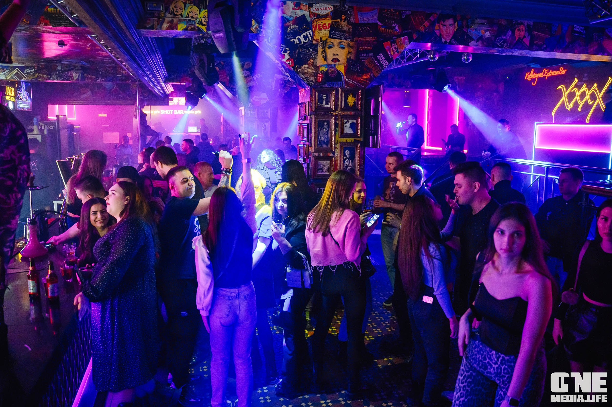 Фотоотчет из экстрим бара XxxX. One Media Life: фоторепортажи, фотоотчеты с мероприятий и заведений