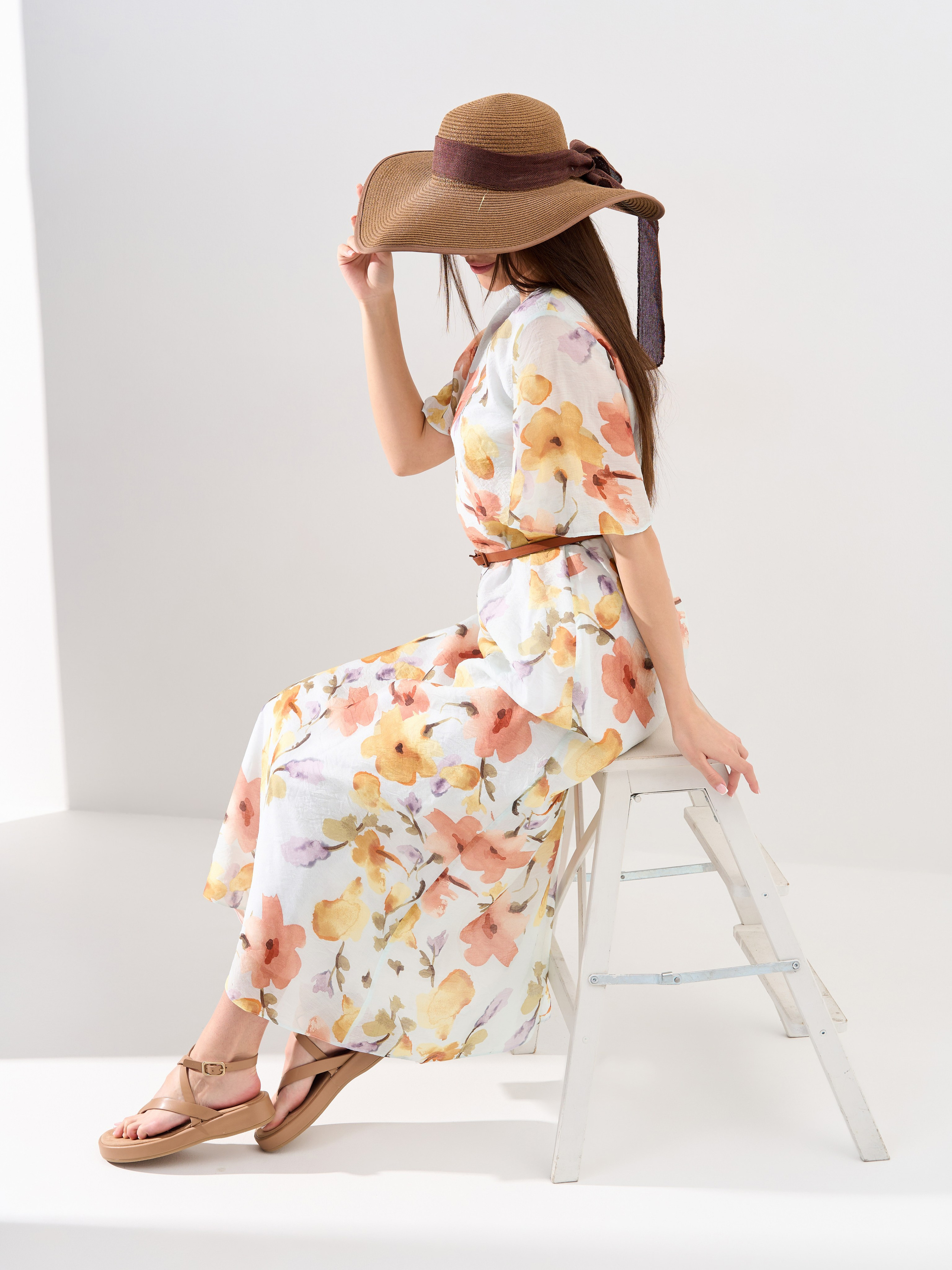 Фотосеъмка вашей одежды на сайт и маркетплейсы. Большой выбор моделей. Рекламный и портретный фотограф в Чебоксарах Сергей Крылов