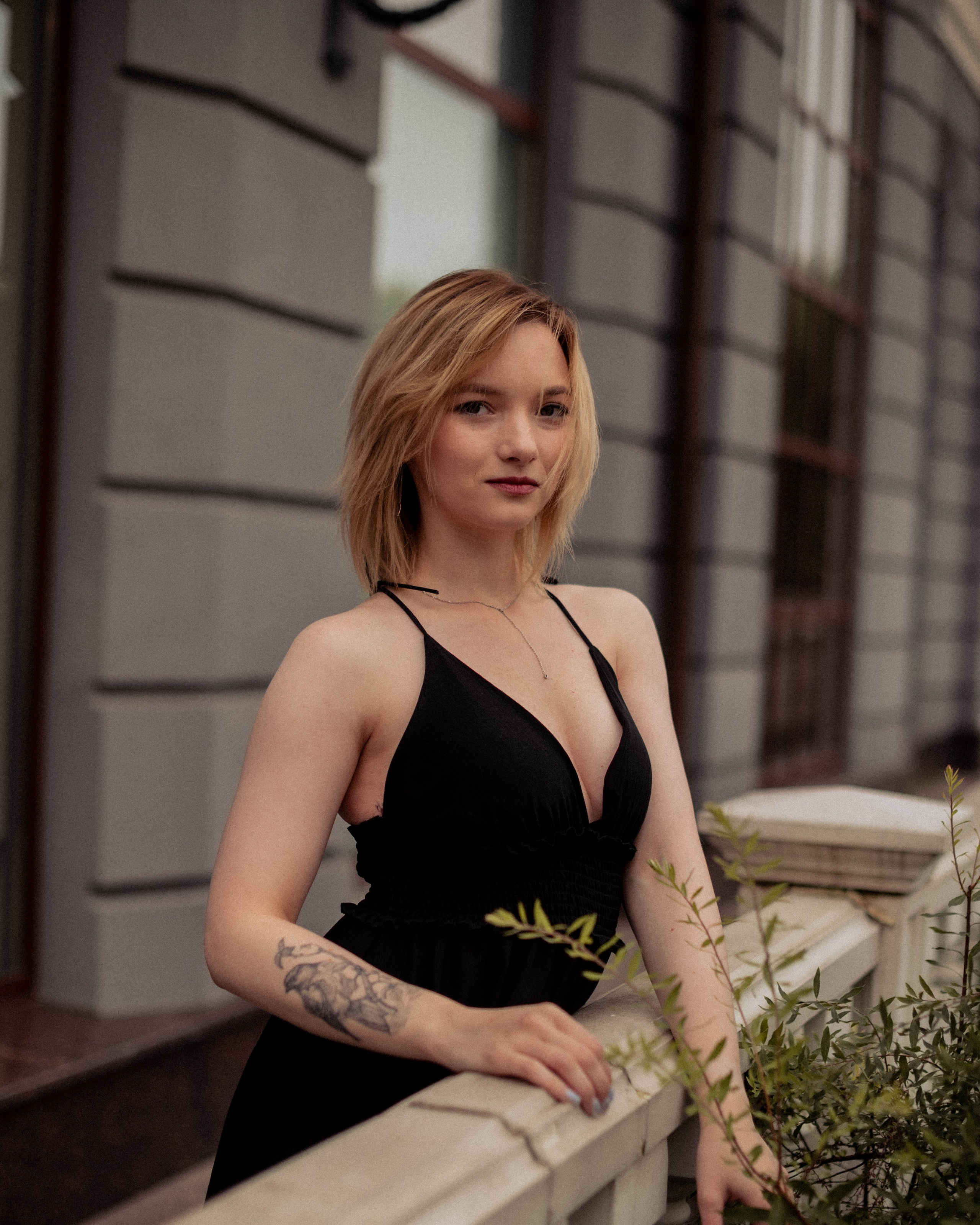 Аня. Женский фотограф. Создатель украшений ручной работы. Модель