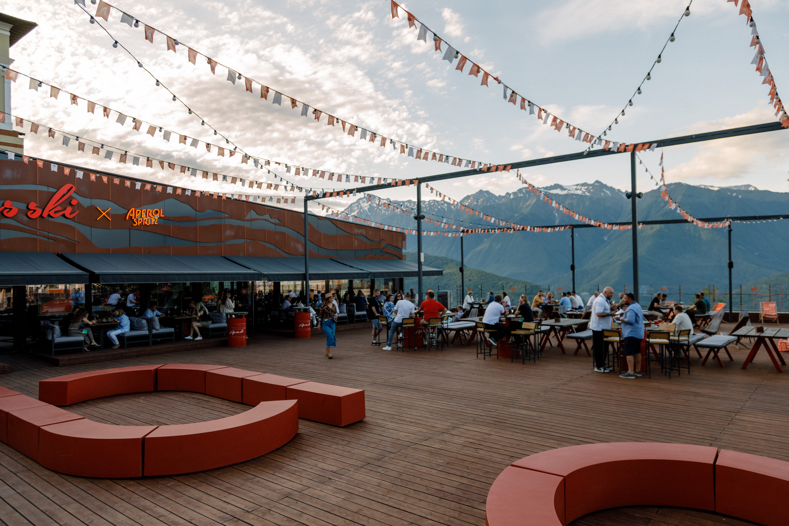 Компании Черкизово 50 лет, курорт Красная Поляна +960. Репортажный фотограф в Москве, Сочи и Санкт-Петербурге