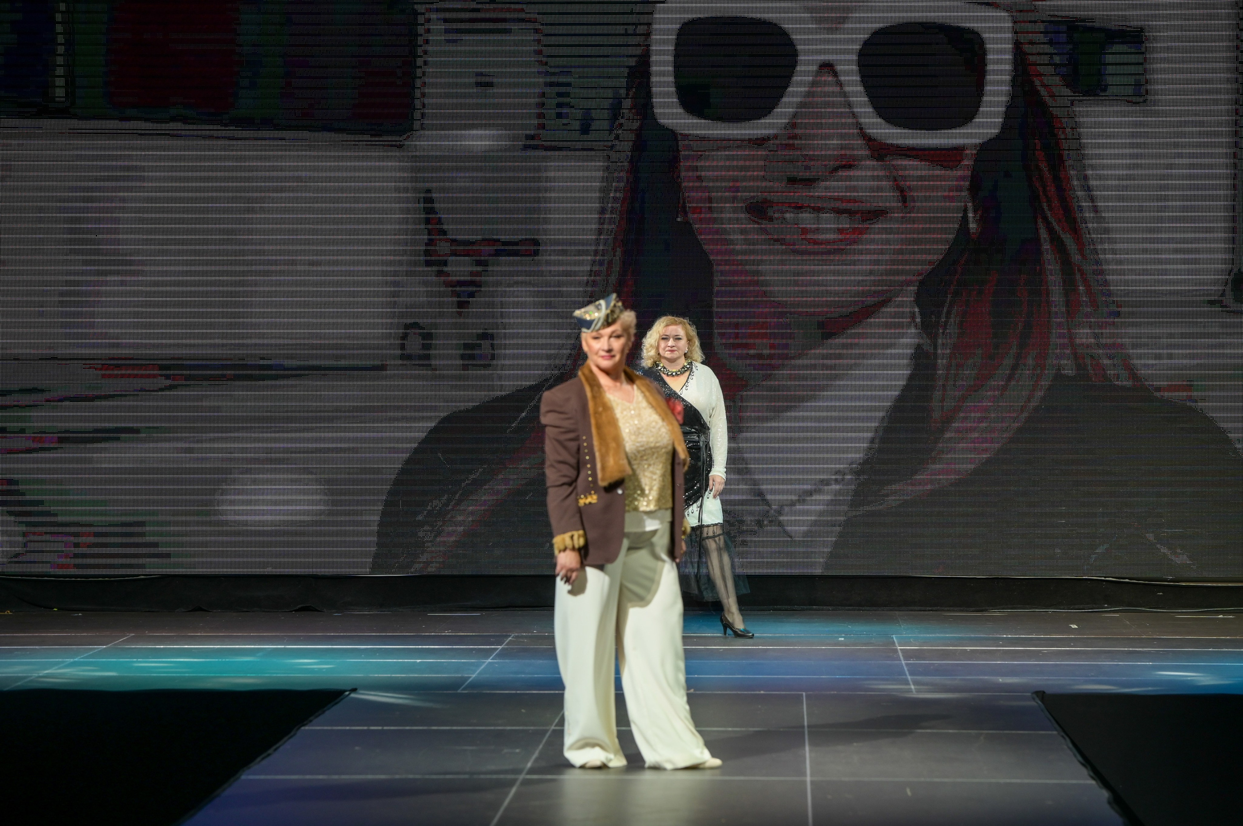 Fashion Show Photos. Фотоуслуги, услуги фотографа, фотографирование важных событий