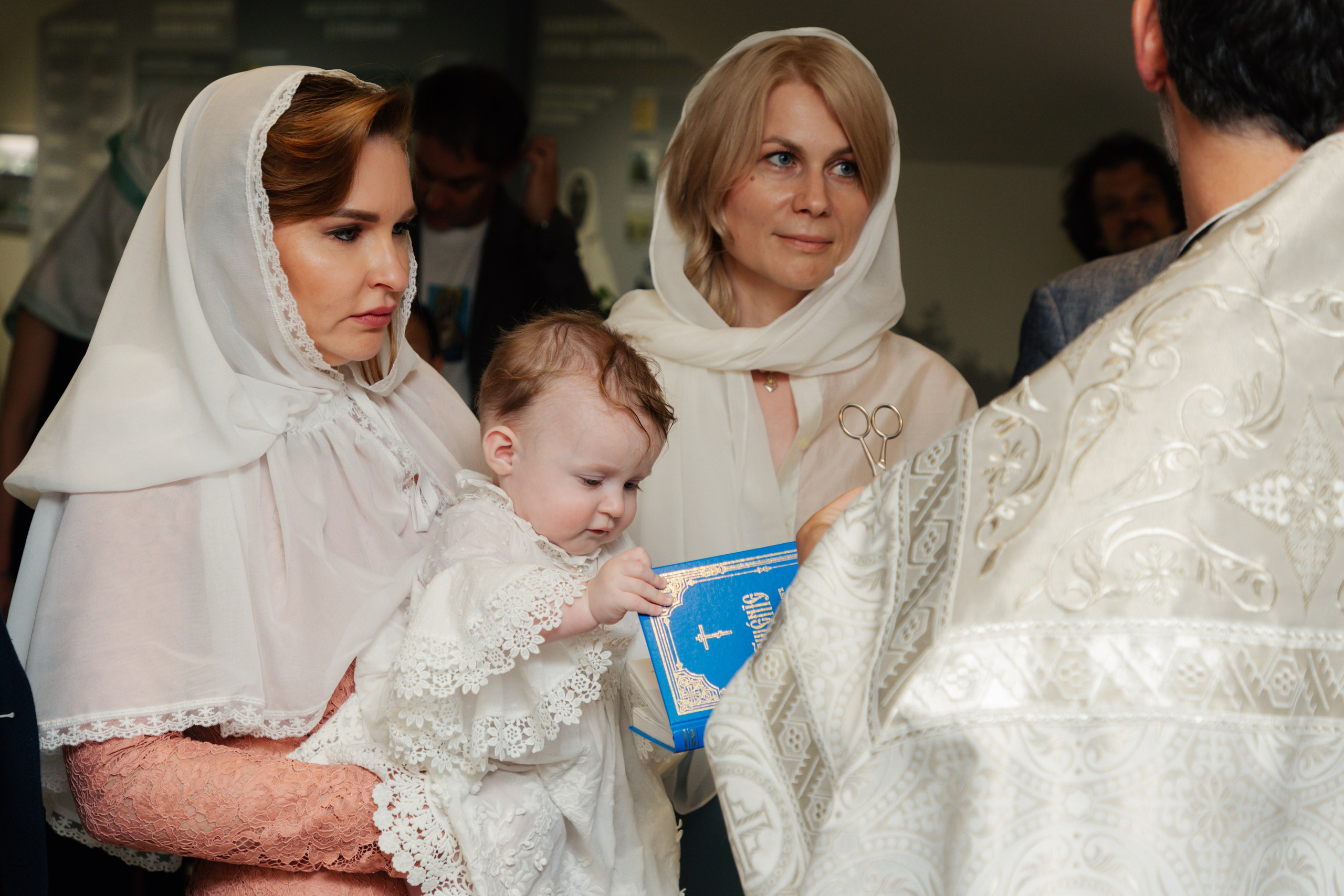 Крещение церковь иконы божией матери всех скорбящих спб, где лучше крестить, лучшие храмы спб, душевные батюшки для крещения, фотограф на крещение, сколько стоит крещение спб где креститься, покрестить взрослого