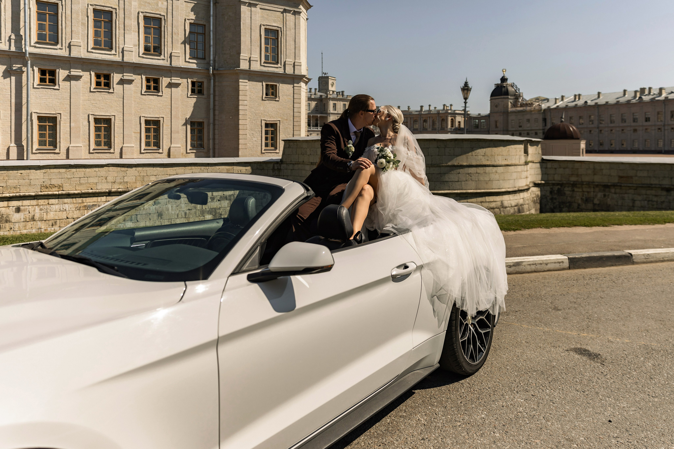 Анонс Свадебной серии с кабриолетом. Свадебный и портретный фотограф в Санкт-Петербурге Надежда Чечулина