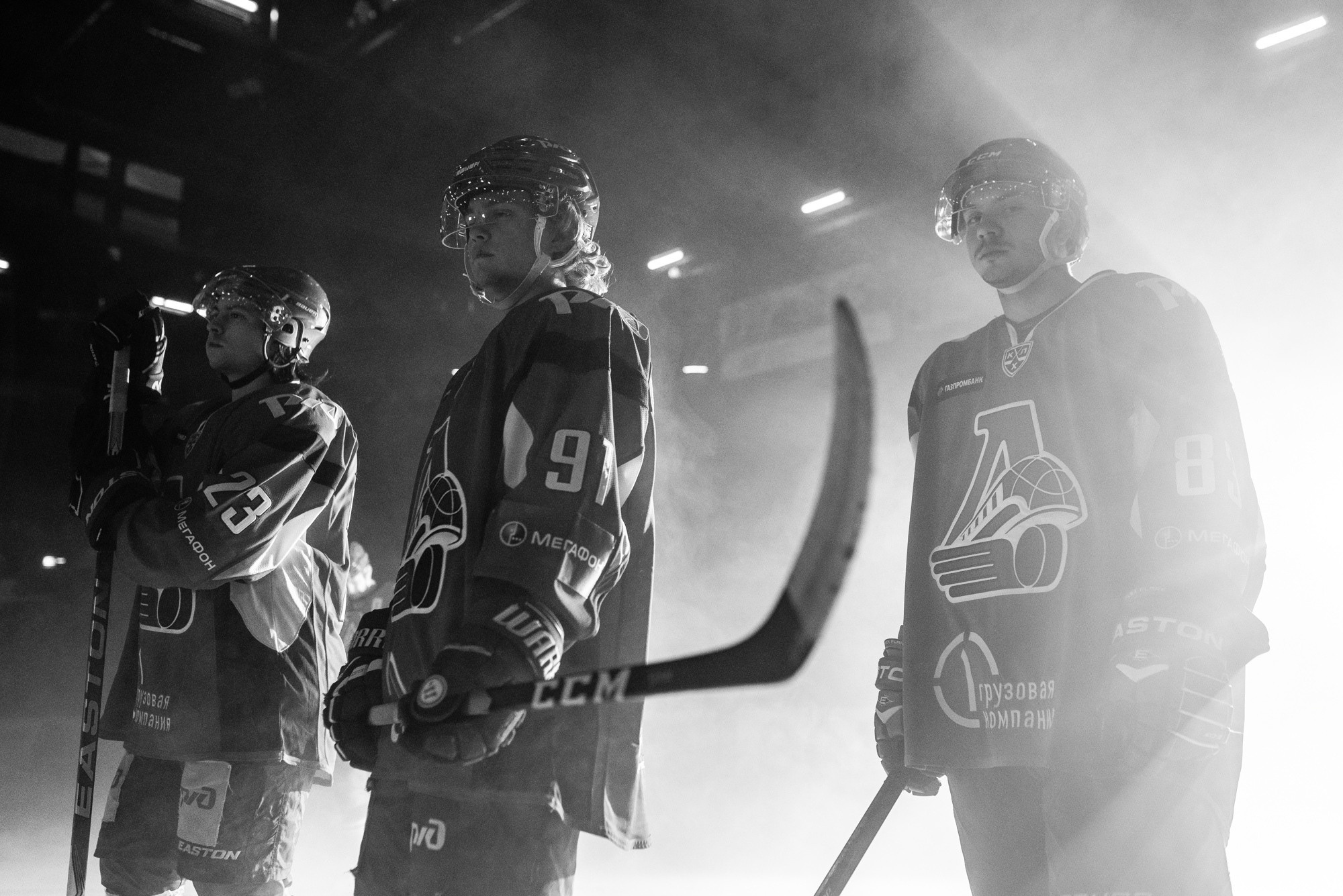Image of the players on the set of the documentary «Lokomotiv. Champions of our hearts», December 2020
