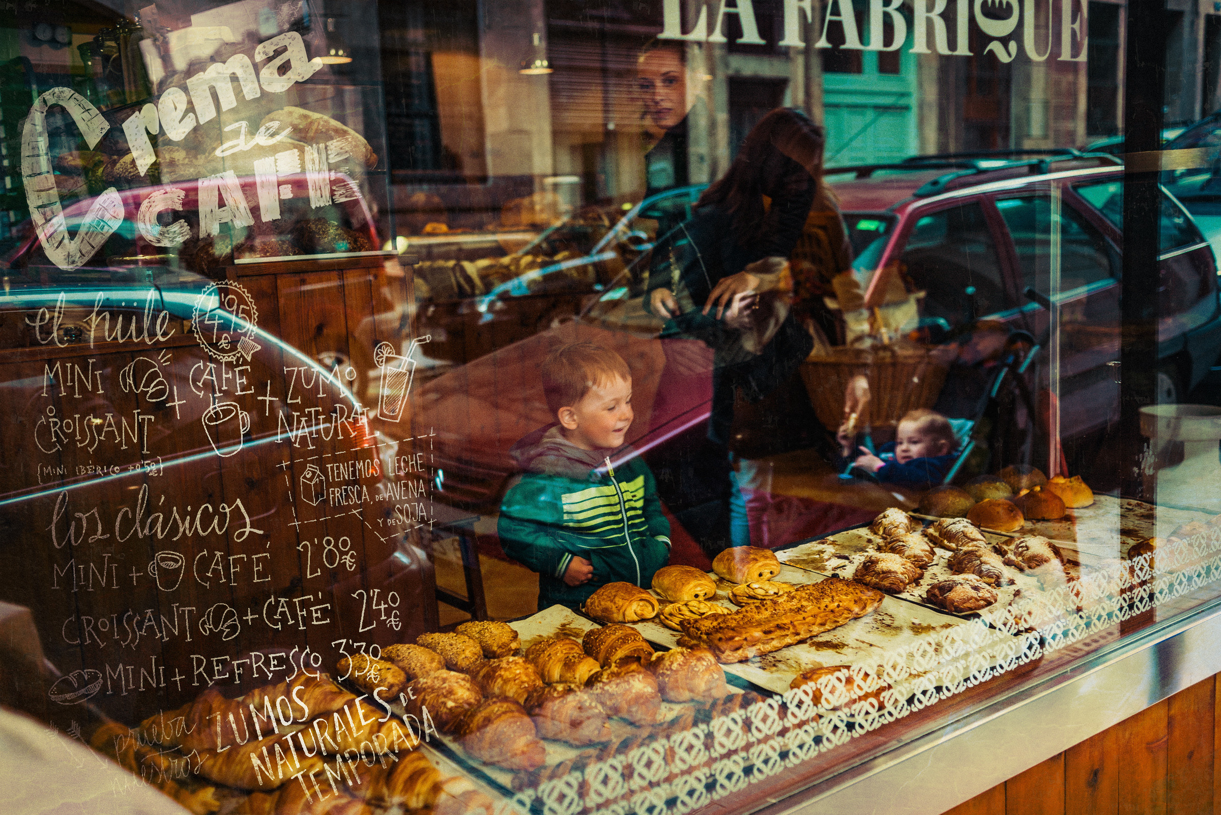 Серия фотографий «моя Барселона»» (2016). Документальный фотограф Илья Тихановский