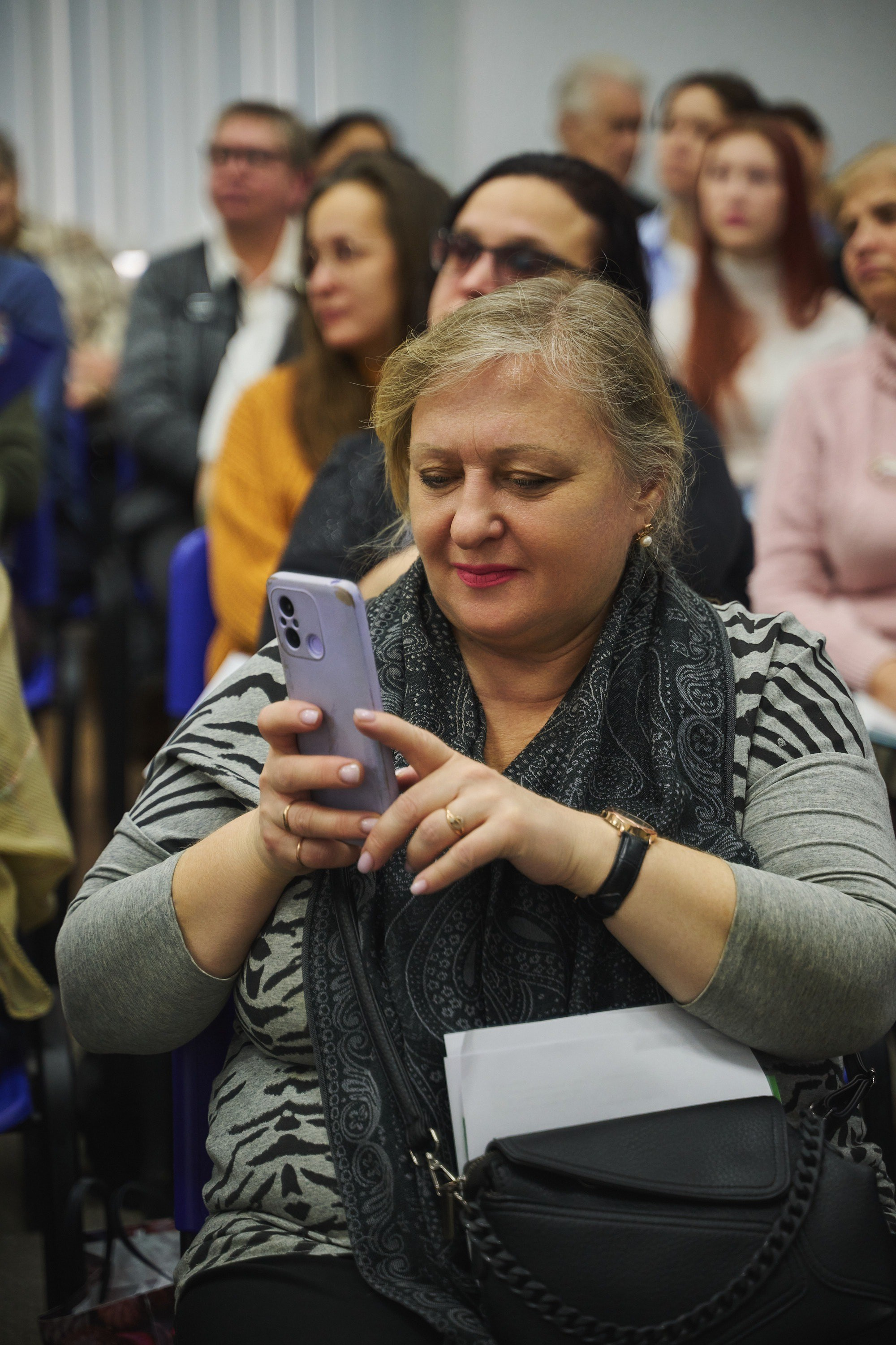 Ива Фонд — Цветущий город город Иваново. Фотограф в Иваново: Каталожная съемка одежды и постельного белья, Wildberries