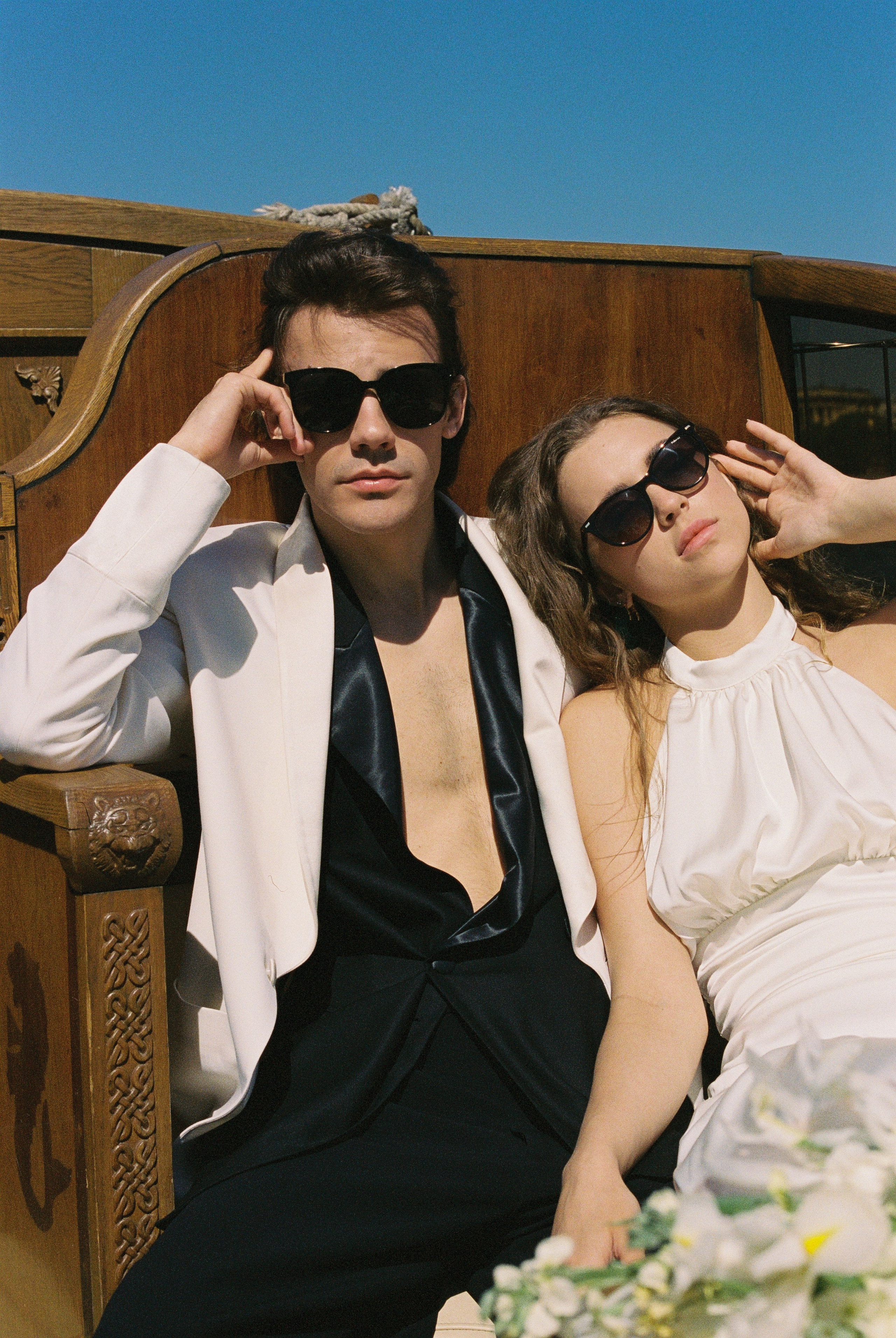 Свадебное утро в отеле Grand Memories и прогулка на катере по Неве. Свадебный фотограф Дмитрий Родионов — Санкт-Петербург и Ленинградская область