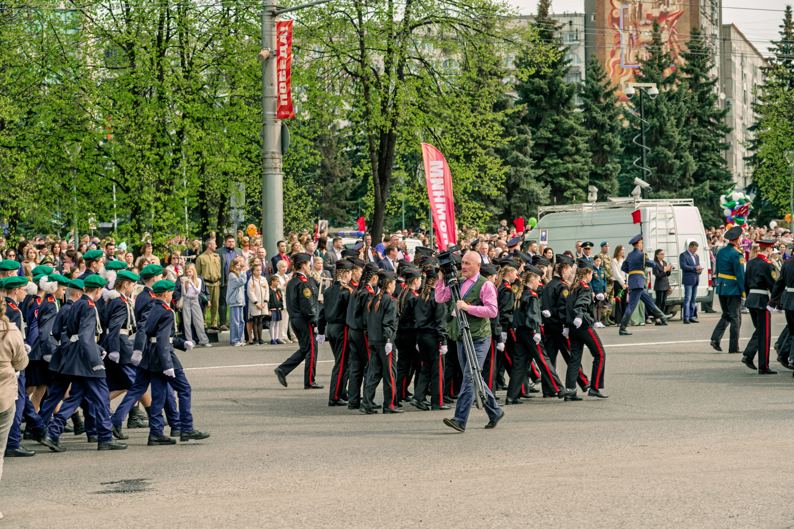 День Победы в Новокузнецке, 2025 год. Антон Непочатых — Большой мужской фотограф