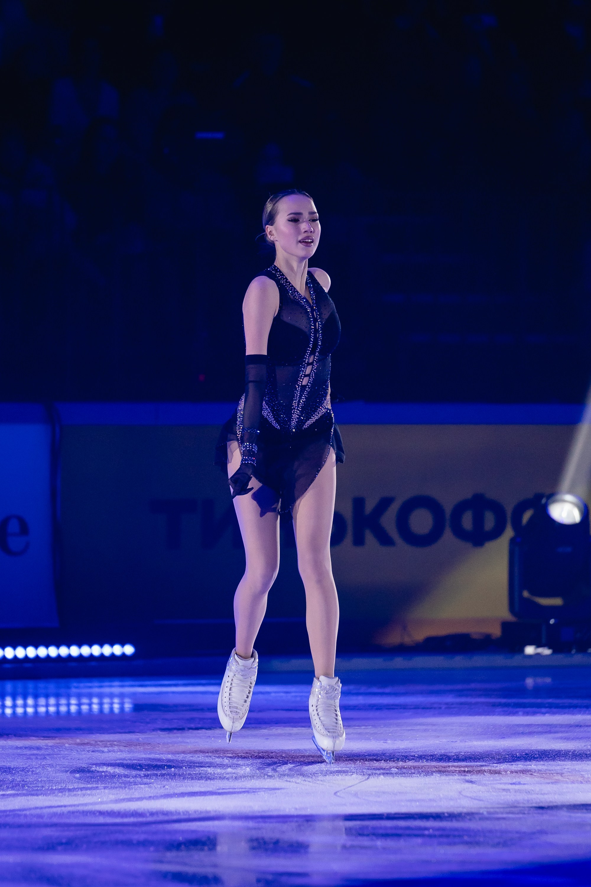 Шоу «Чемпионы на льду» в Новосибирске. Воробьева Ксения — Спортивный и танцевальный фотограф Новосибирск