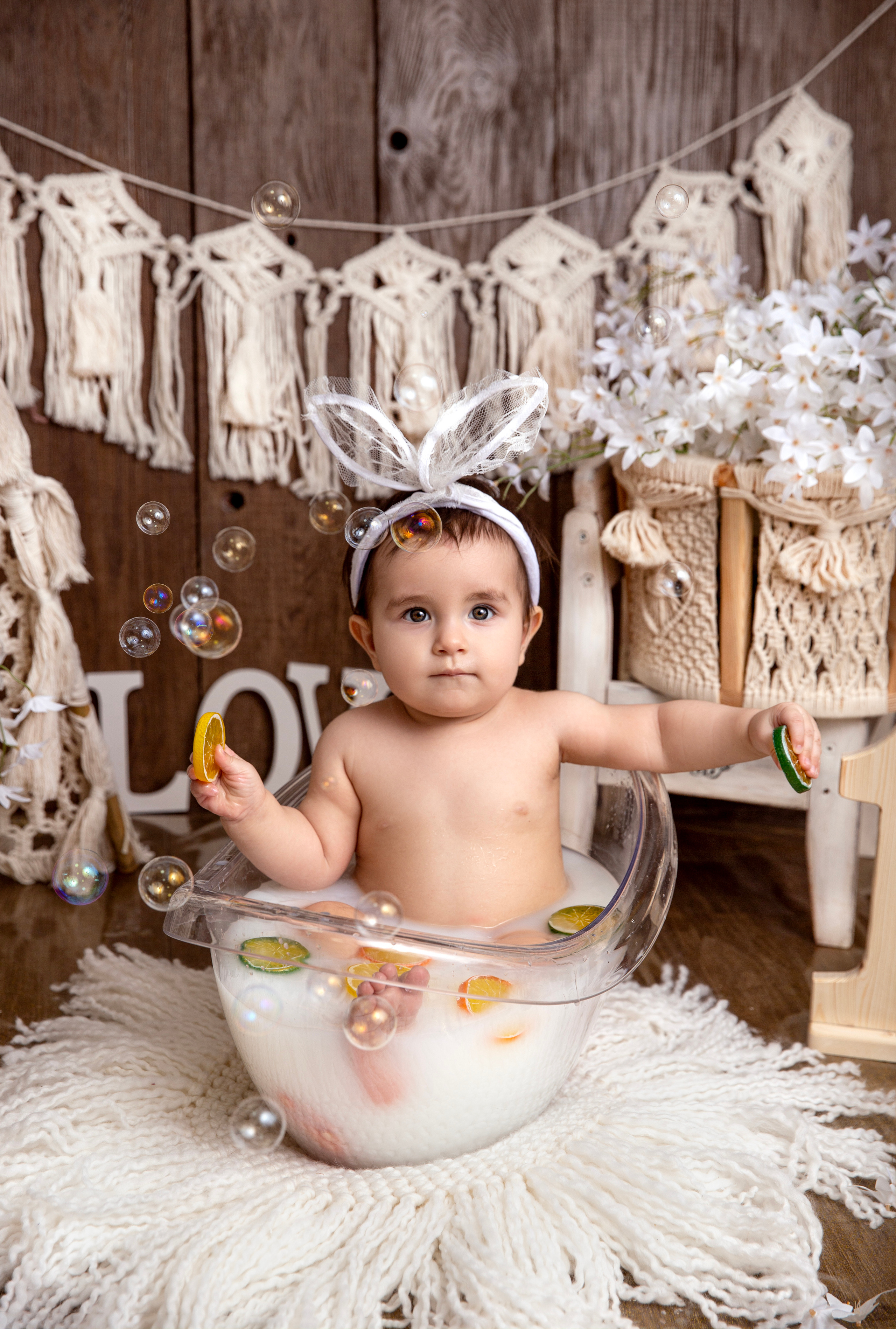 Фотосессия ГОДОВАСИЕ. Фотограф новорожденных, детей до года и беременных в Симферополе