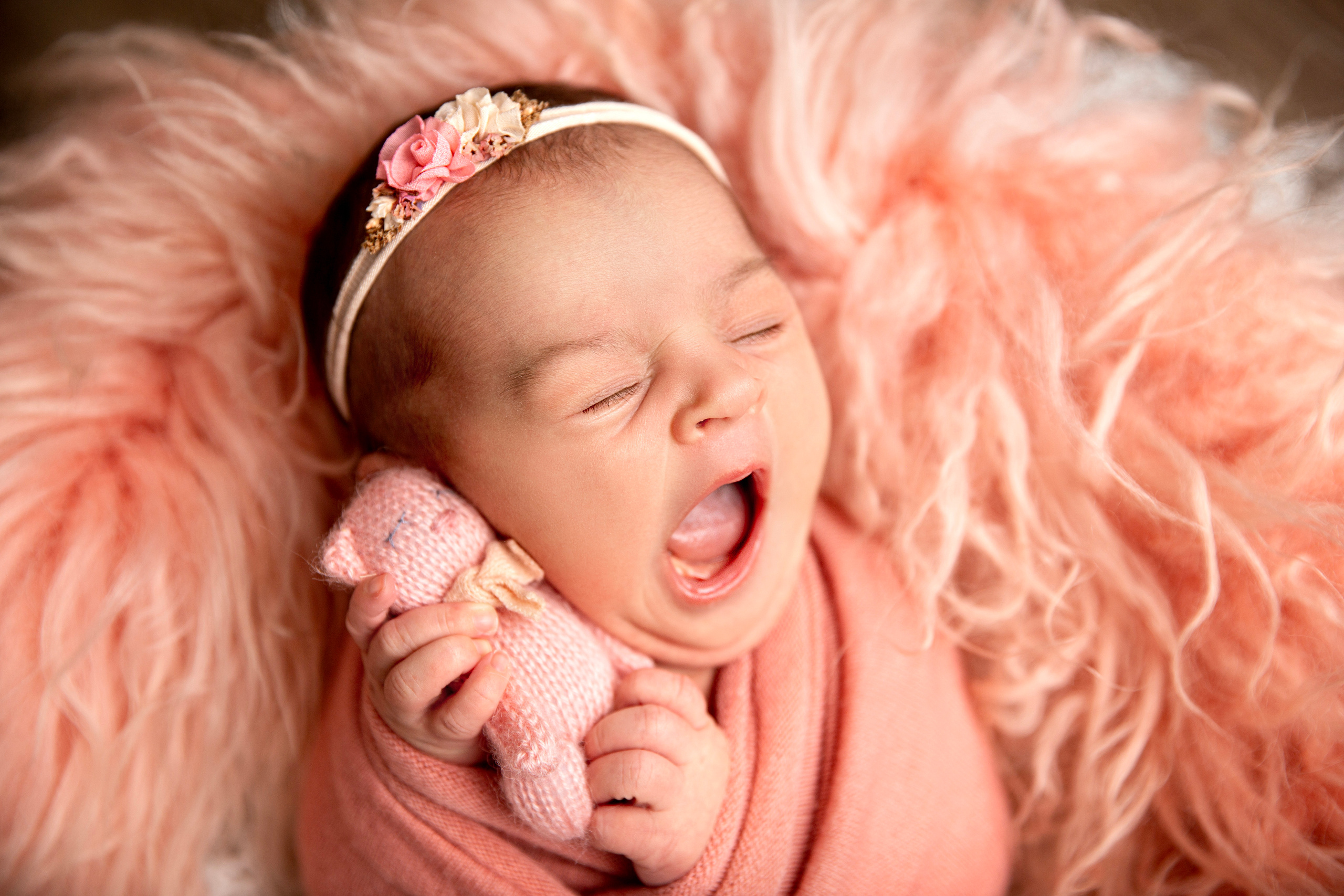 Фотосессия новорожденного (newborn). Фотограф новорожденных, детей до года и беременных в Симферополе