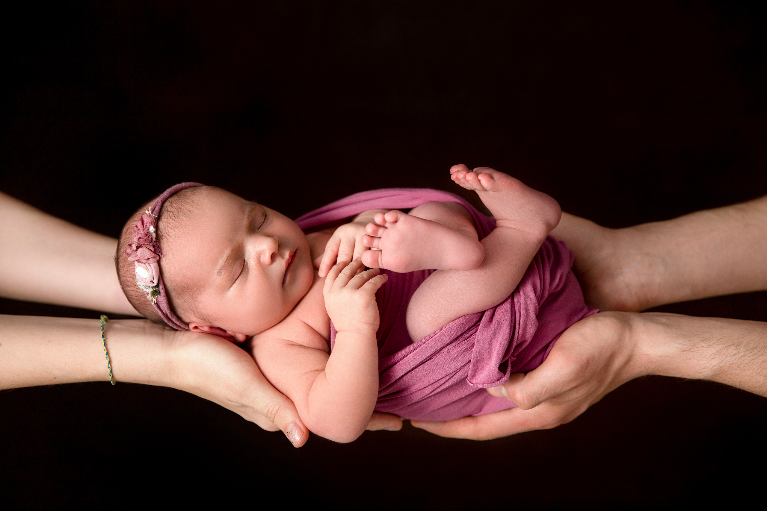 Фотосессия новорожденного (newborn). Фотограф новорожденных, детей до года и беременных в Симферополе