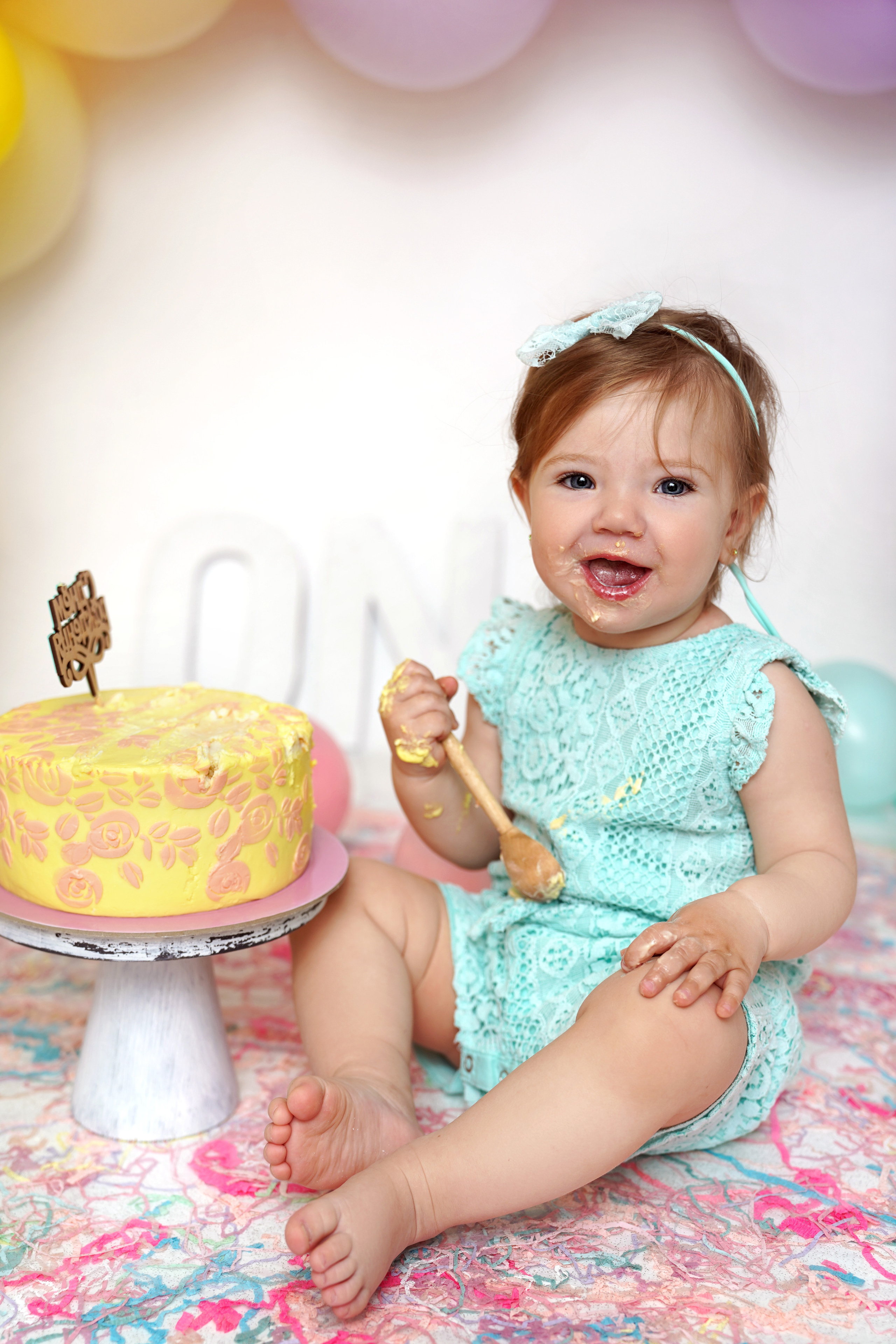 Фотосессия ГОДОВАСИЕ. Фотограф новорожденных, детей до года и беременных в Симферополе