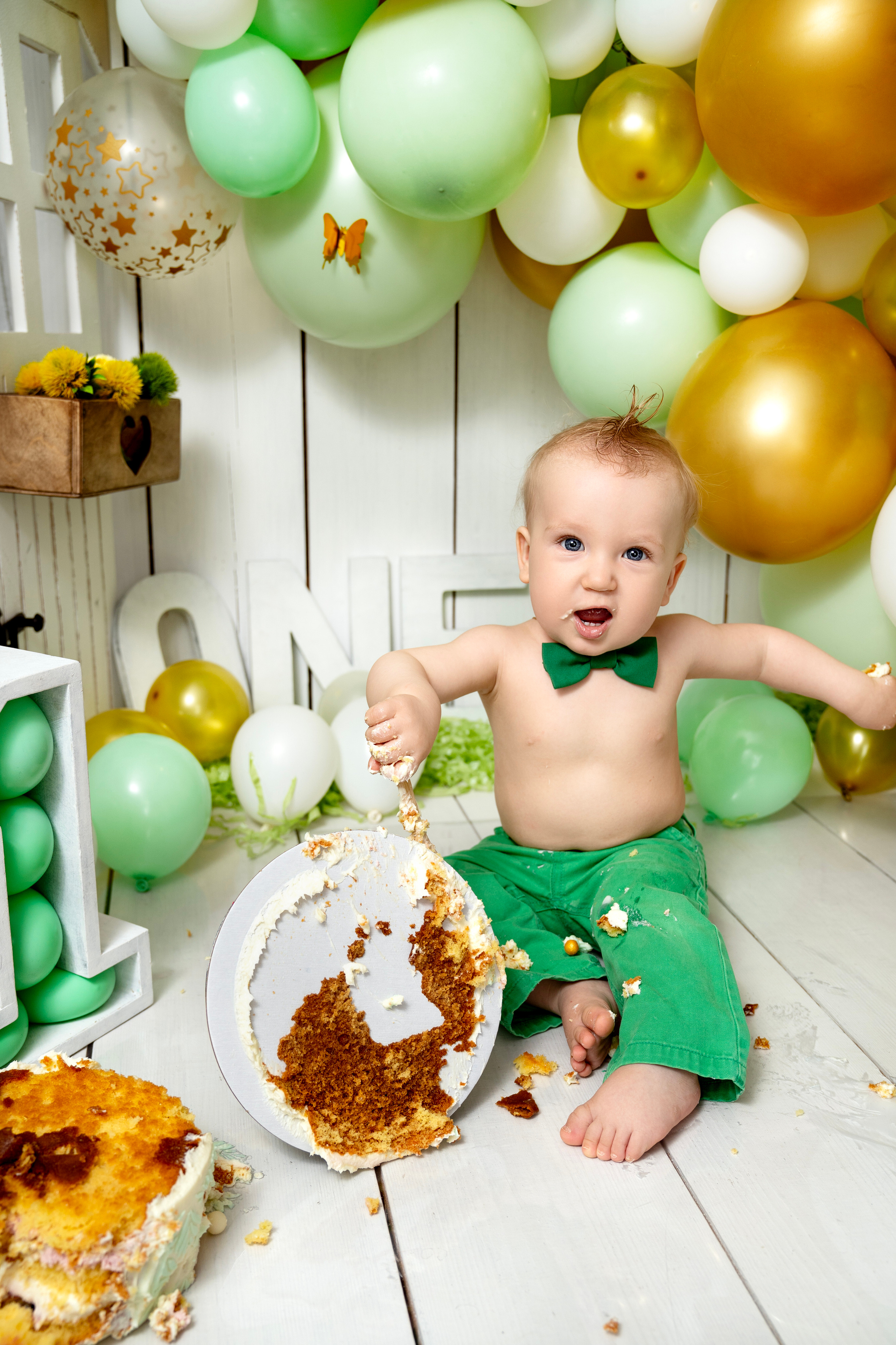 Фотосессия ГОДОВАСИЕ. Фотограф новорожденных, детей до года и беременных в Симферополе