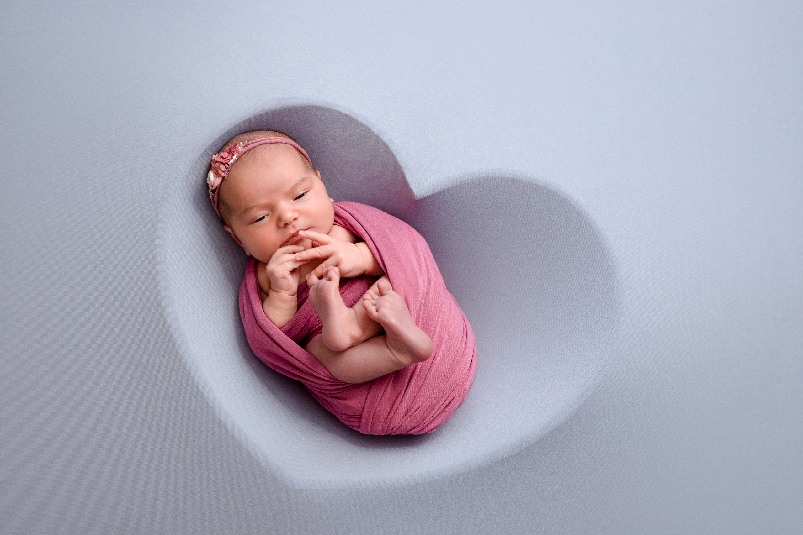 Фотосессия новорожденного (newborn). Фотограф новорожденных, детей до года и беременных в Симферополе