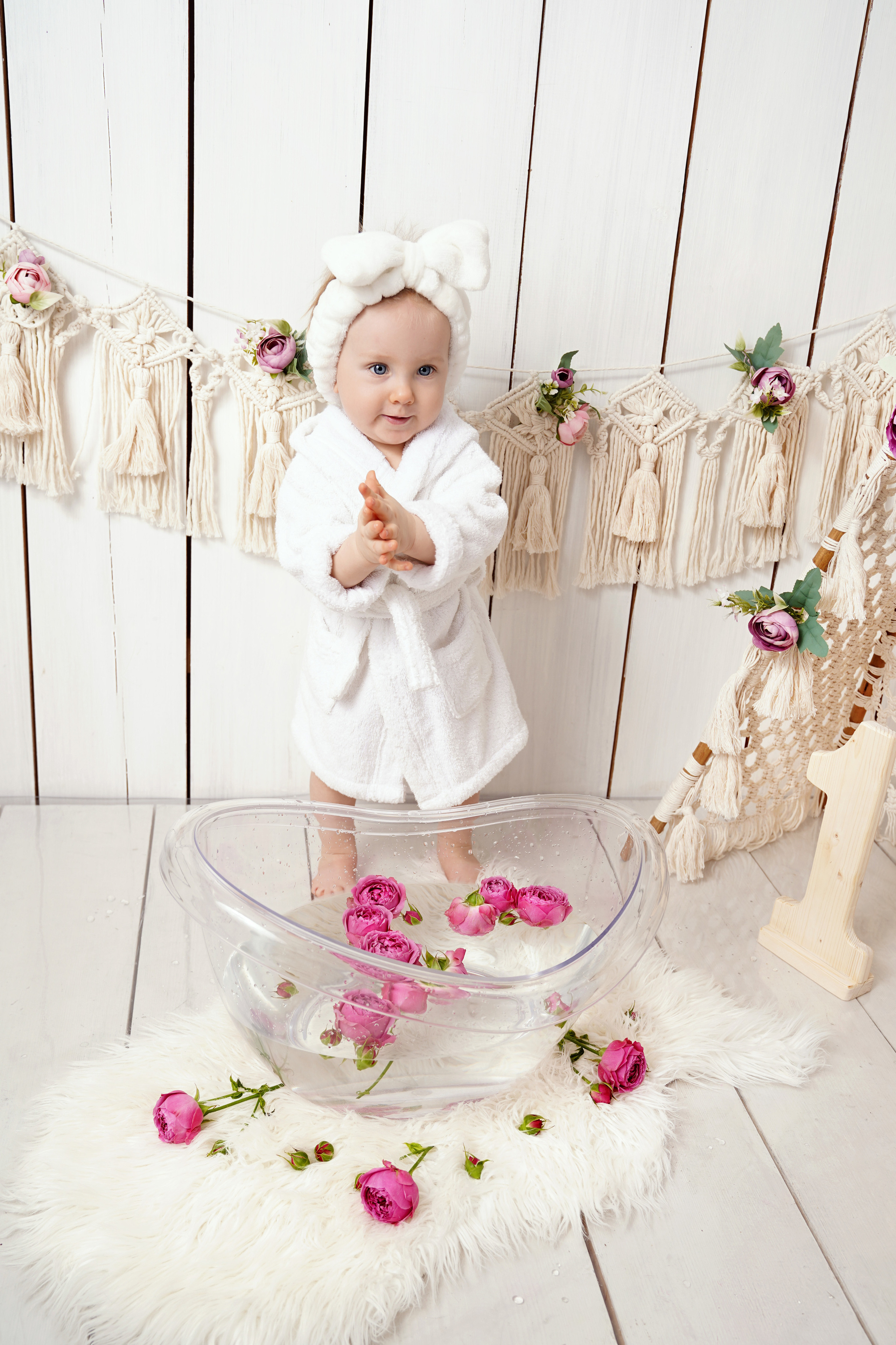 Фотосессия ГОДОВАСИЕ. Фотограф новорожденных, детей до года и беременных в Симферополе