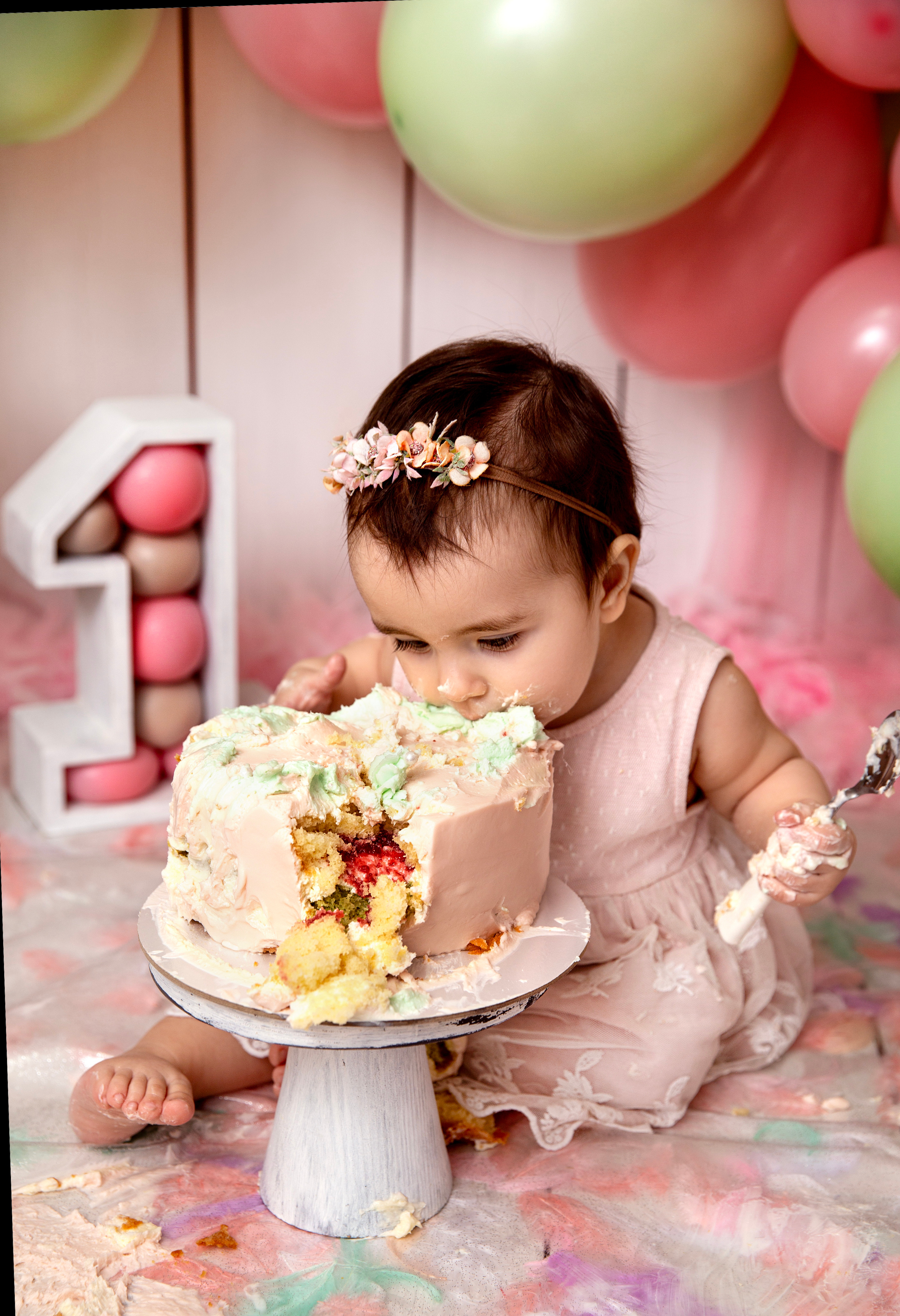 Фотосессия ГОДОВАСИЕ. Фотограф новорожденных, детей до года и беременных в Симферополе