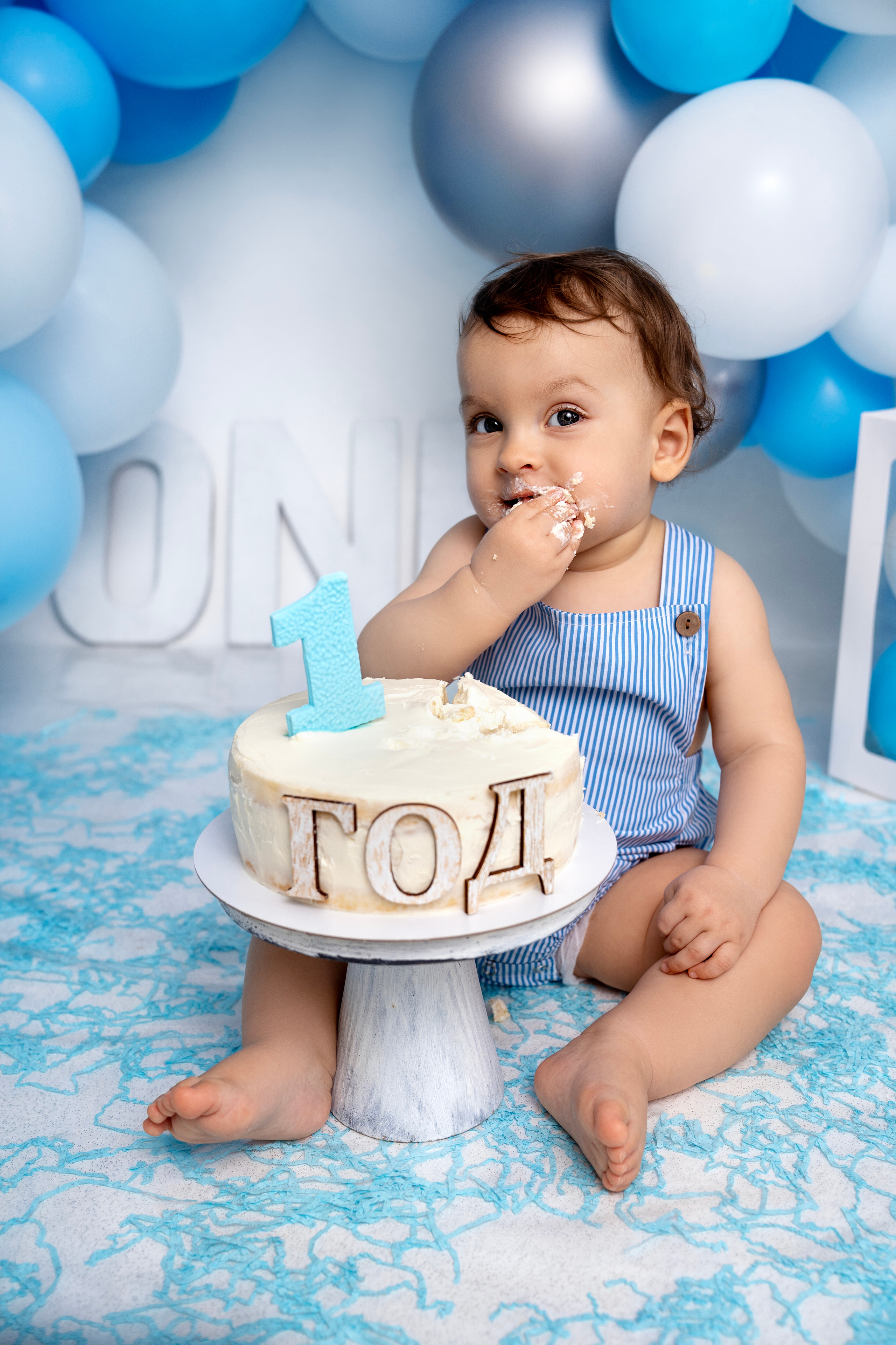 Фотосессия ГОДОВАСИЕ. Фотограф новорожденных, детей до года и беременных в Симферополе