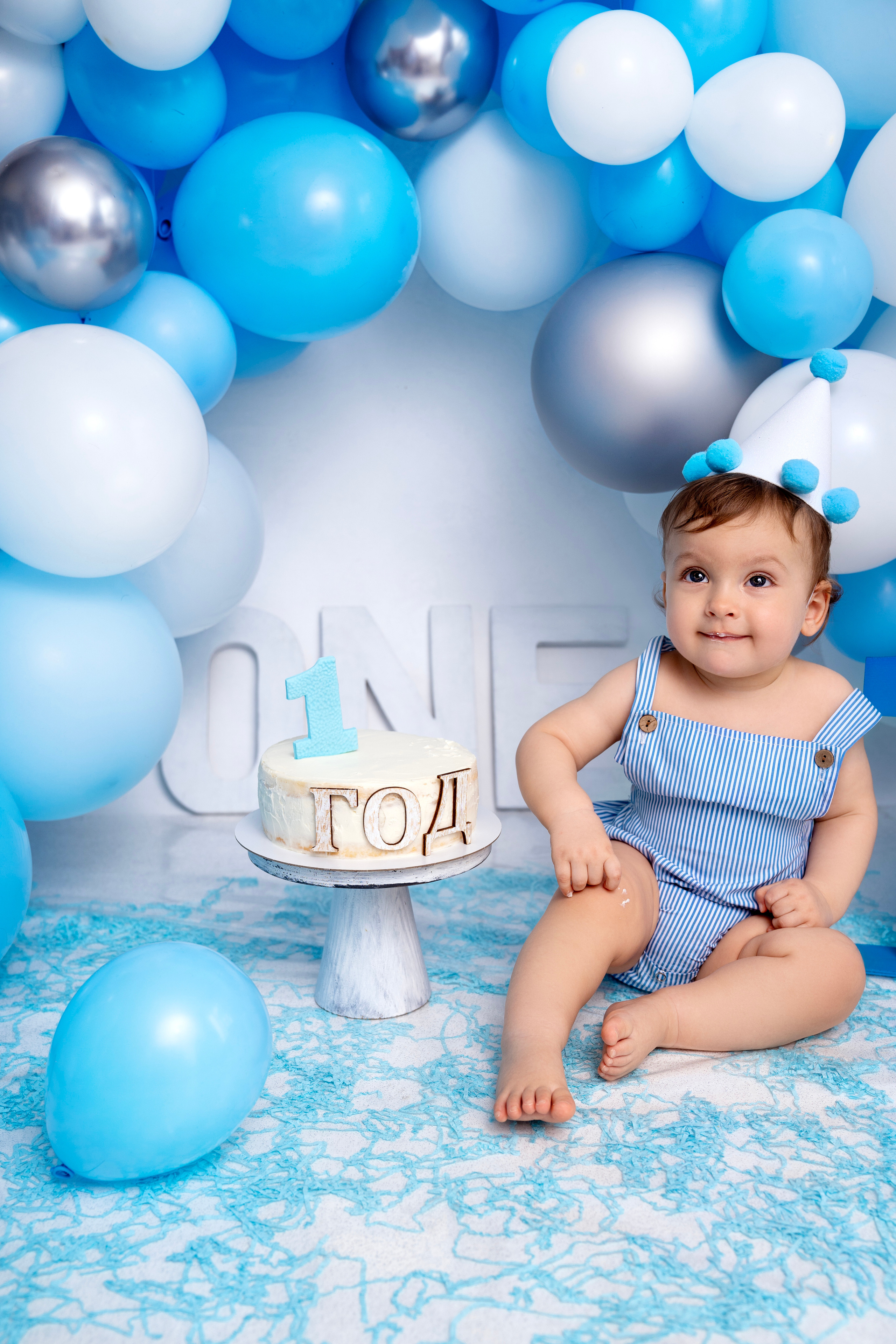 Фотосессия ГОДОВАСИЕ. Фотограф новорожденных, детей до года и беременных в Симферополе