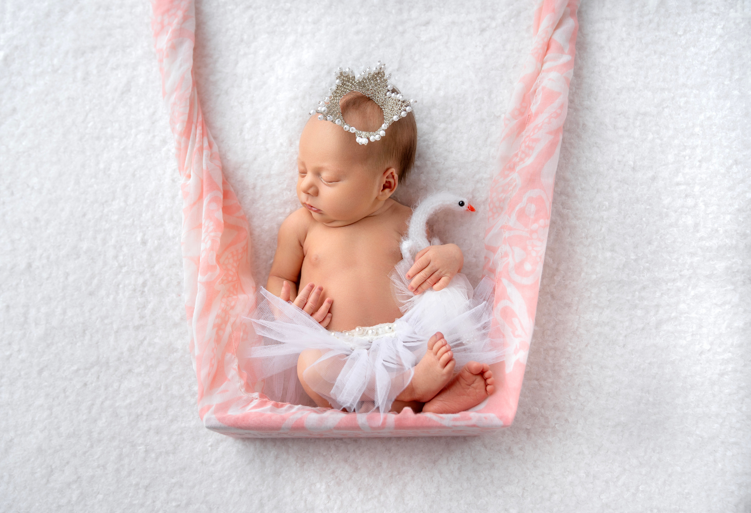 Фотосессия новорожденного (newborn). Фотограф новорожденных, детей до года и беременных в Симферополе