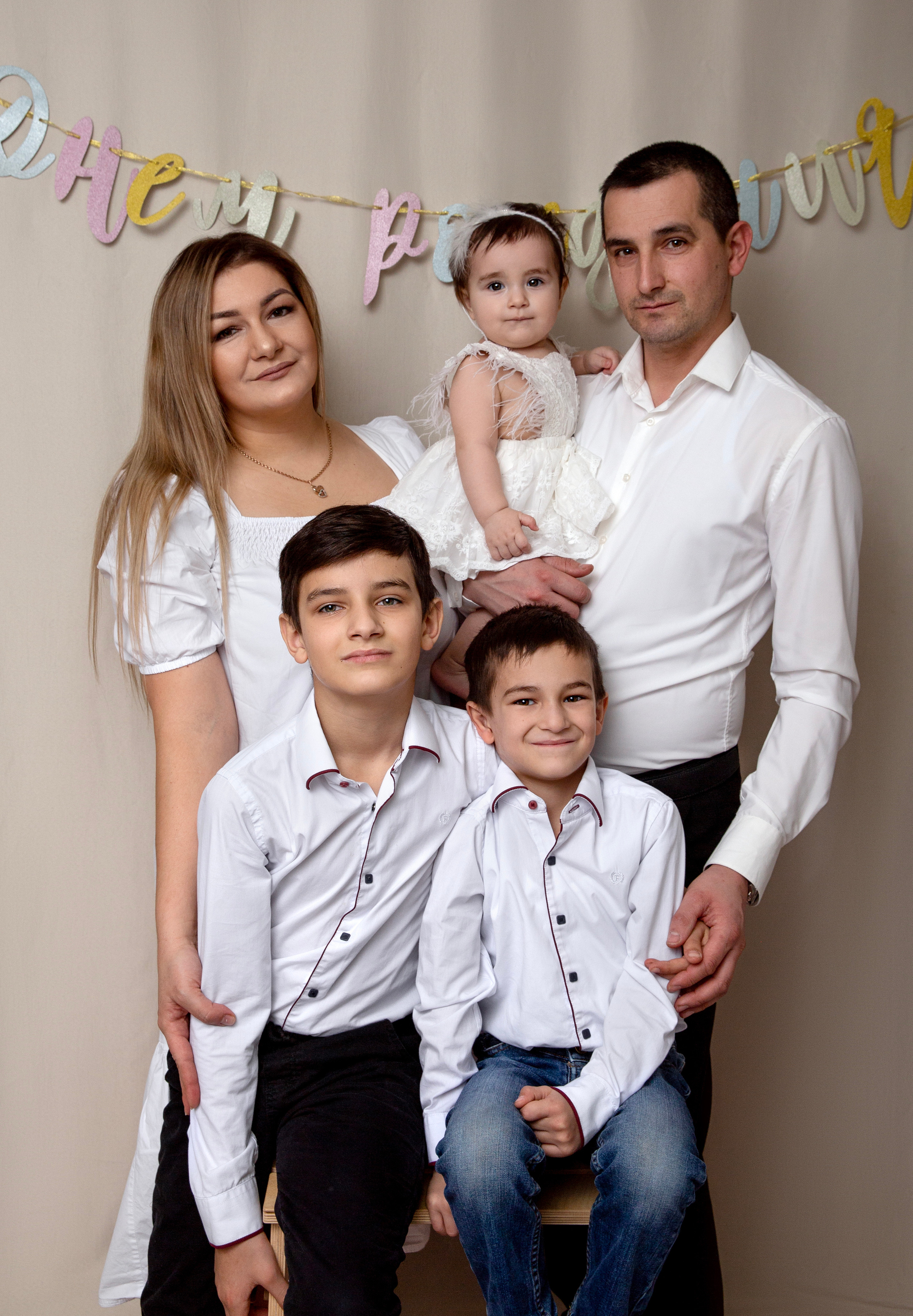 Фотосессия ГОДОВАСИЕ. Фотограф новорожденных, детей до года и беременных в Симферополе