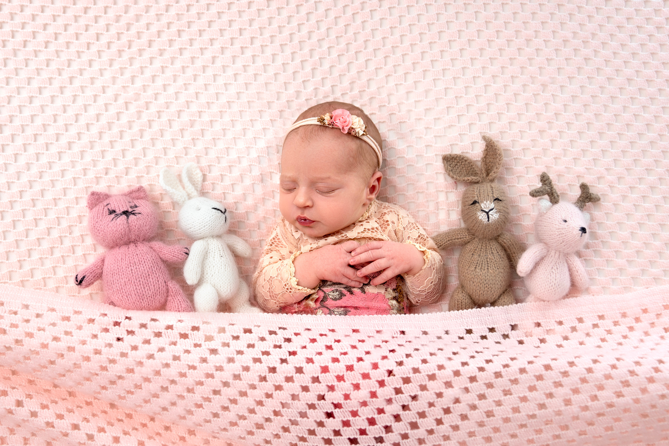 Фотосессия новорожденного (newborn). Фотограф новорожденных, детей до года и беременных в Симферополе