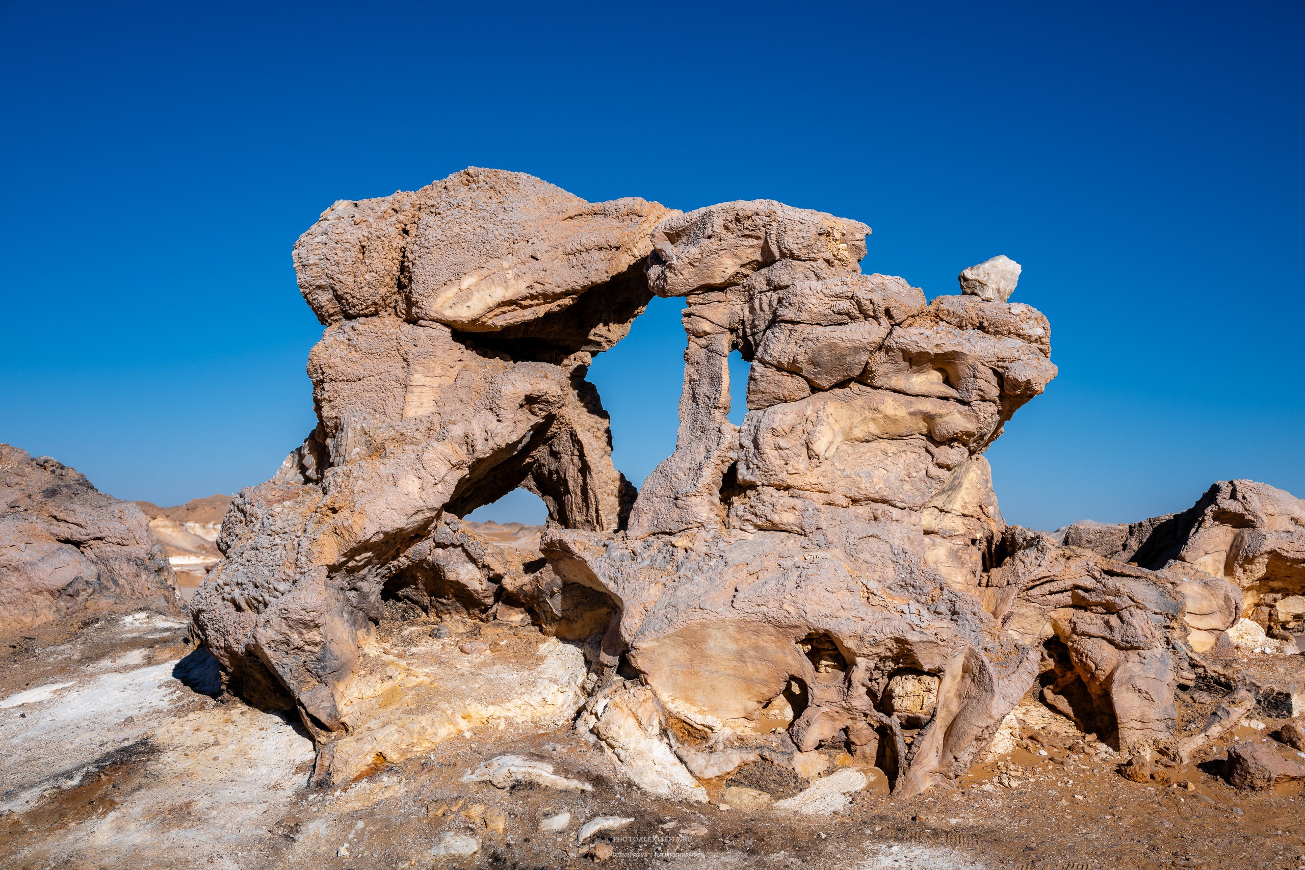 Пустыня чёрная, пустыня белая. Авторские стильные фотокартины
