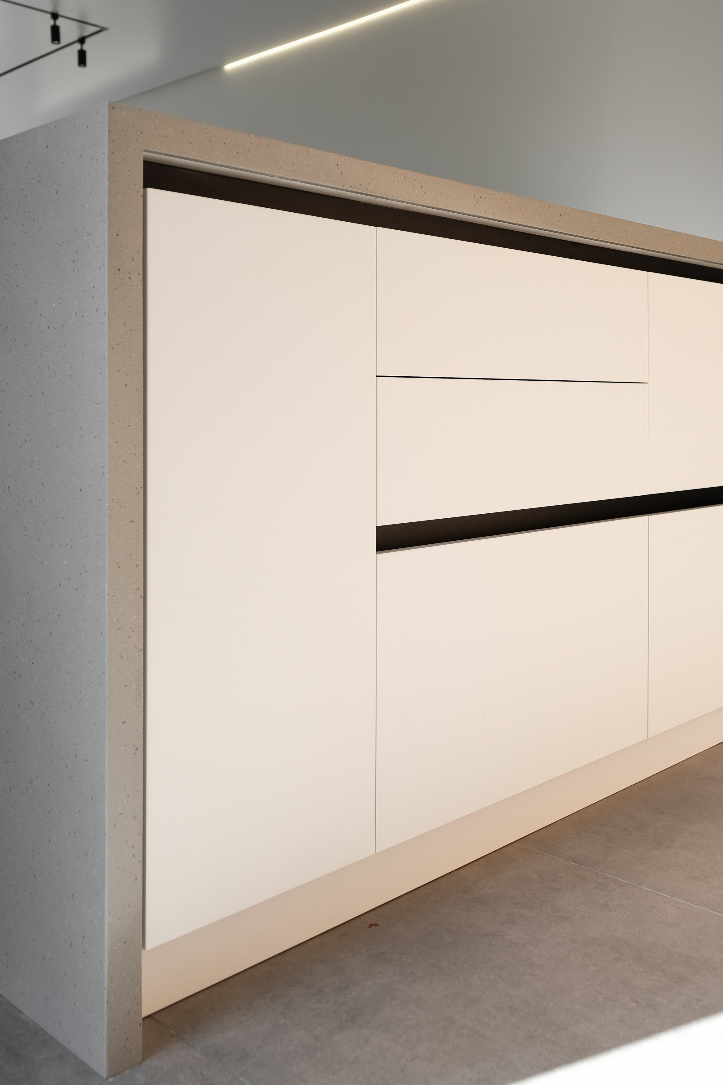 Кухня Томск по Дизайн проекту для Оксаны Токаревой Тактамышево ГУДРУМ. ГУДРУМ — Мебель на заказ в Томске | Кухни | Шкафы | Стулья и Столы