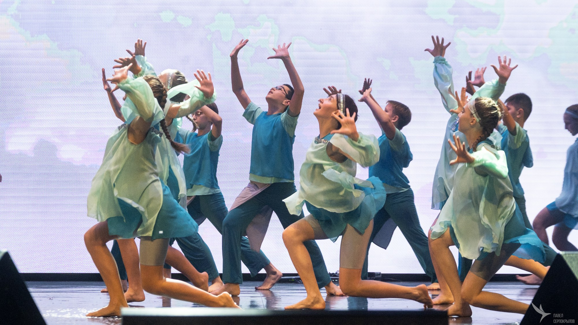 Юбилейный концерт студии эстрадного танца «Изумрудный город». Репортажный фотограф в Казани Павел Серпокрылов