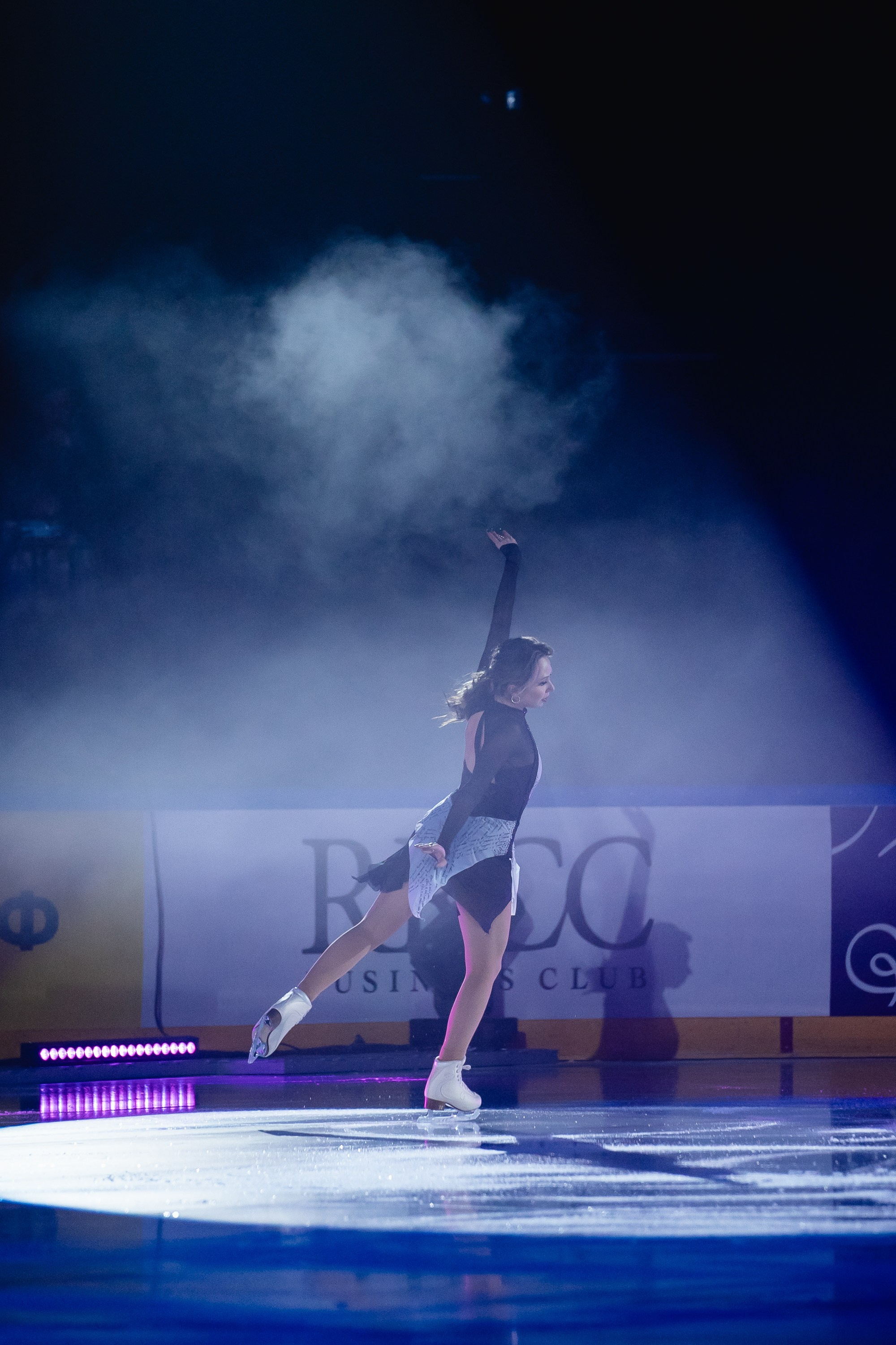 Шоу «Чемпионы на льду» в Новосибирске. Воробьева Ксения — Спортивный и танцевальный фотограф Новосибирск