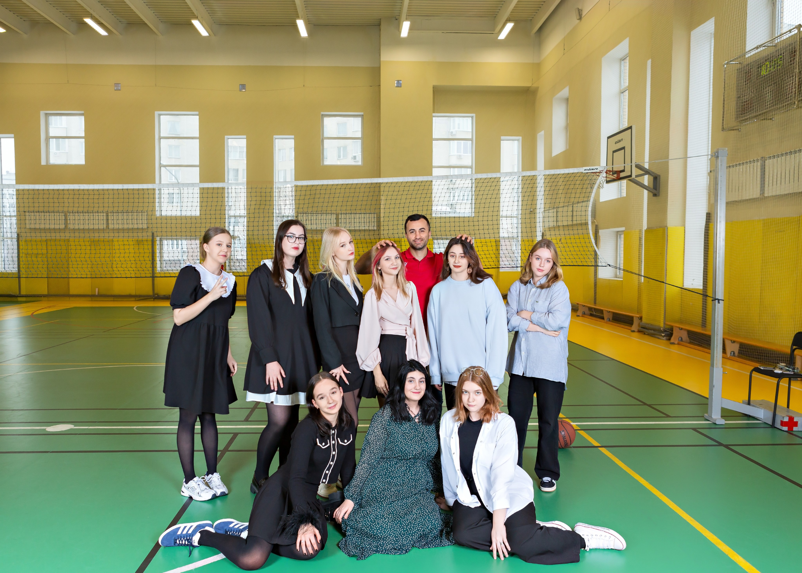 Выпускной альбом для 9 Класса. Выпускные альбомы и школьный фотограф в Подольске, Троицке, Щербинке, Москве и Московской области