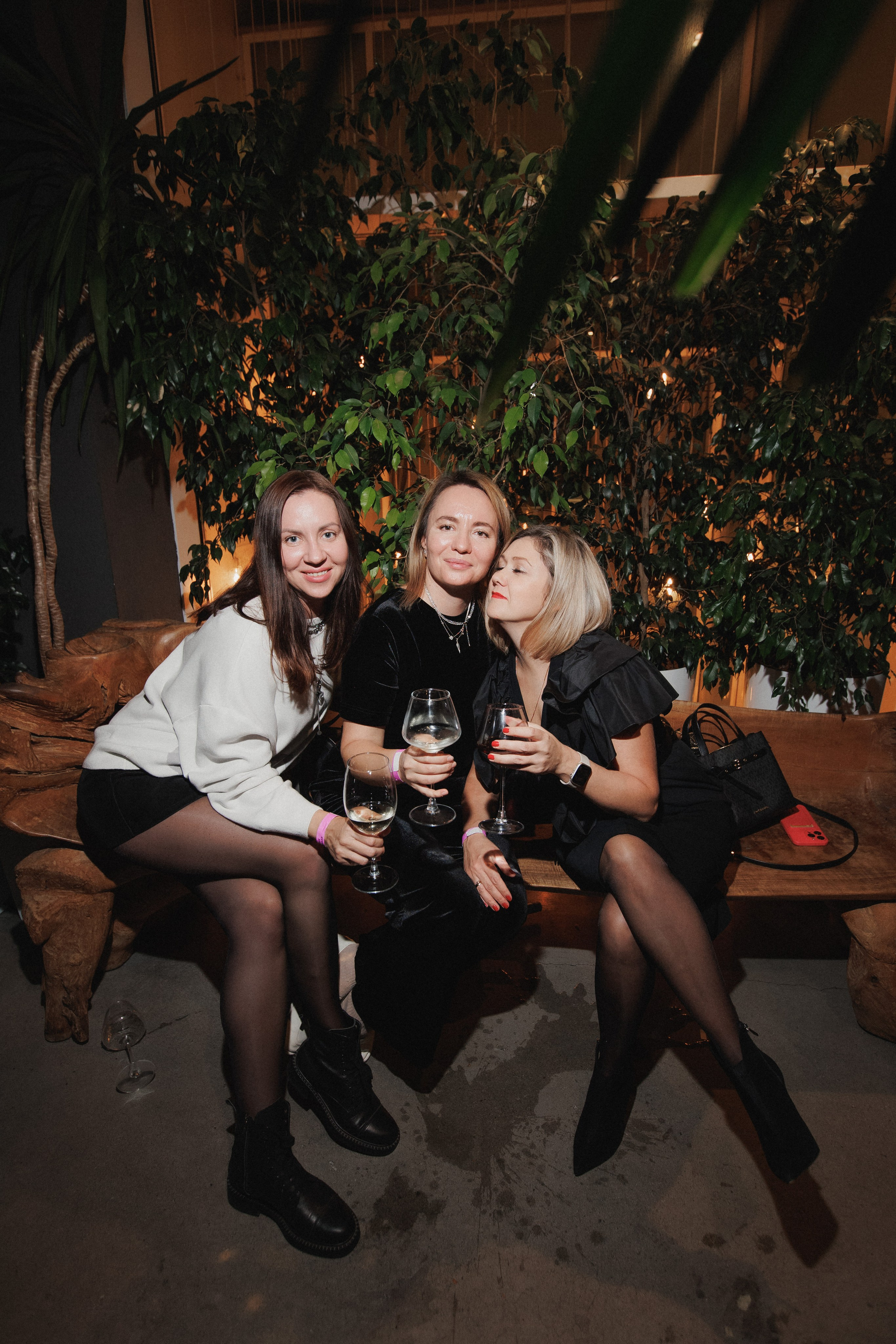 ВИННЫЙ ФЕСТИВАЛЬ. СВОИ. ФОТООТЧЕТЫ-СОБЫТИЯ-МЕСТА