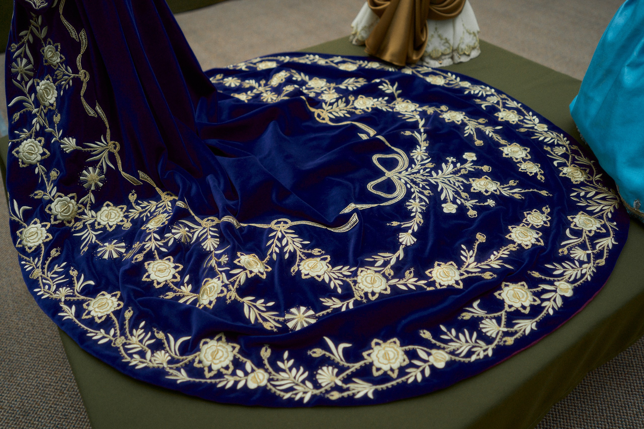 Музей золотного шитья и золотошвей в Торжке официальный сайт