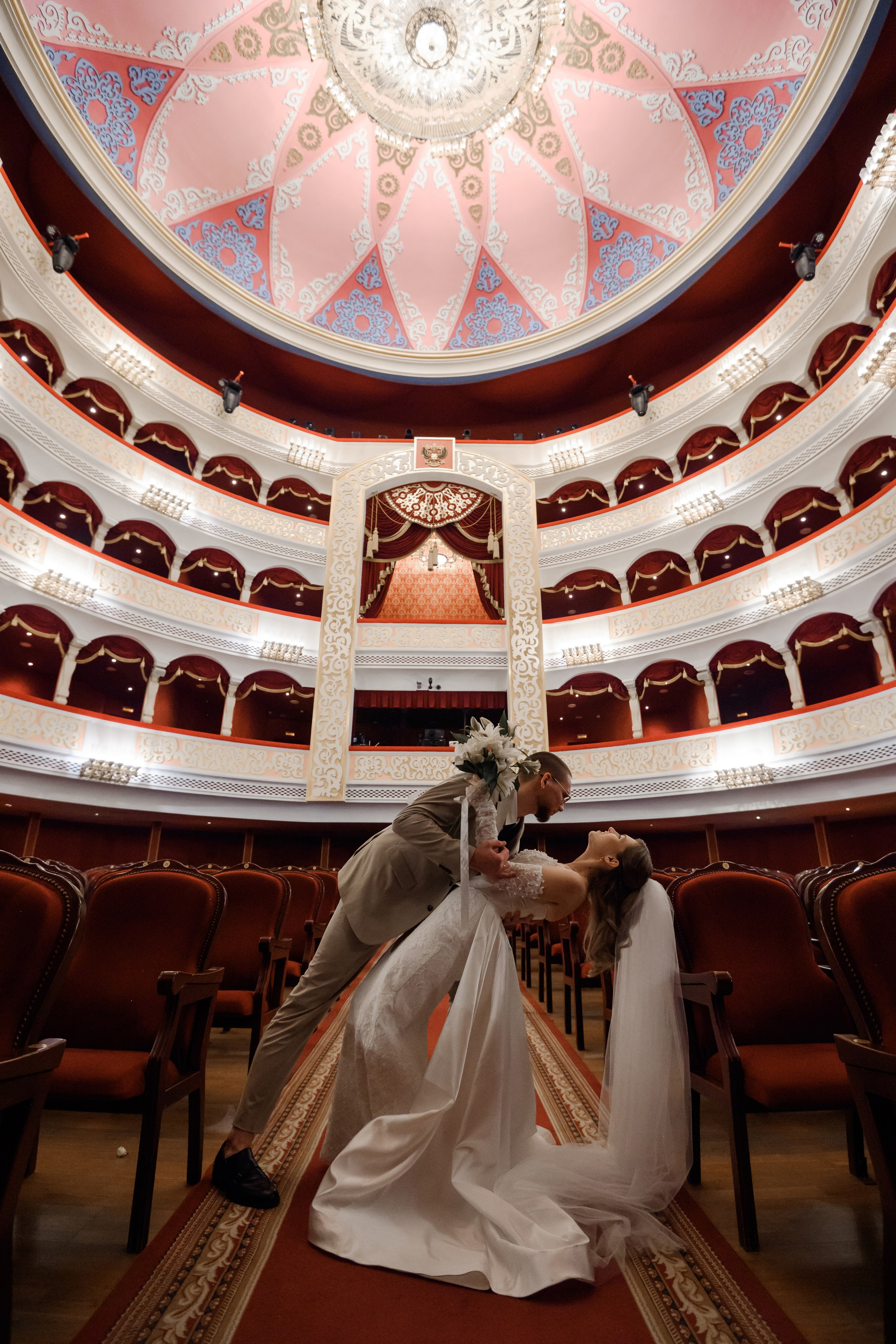 Свадебный фотограф в г. Астрахань. Так же выезжаю в другие города