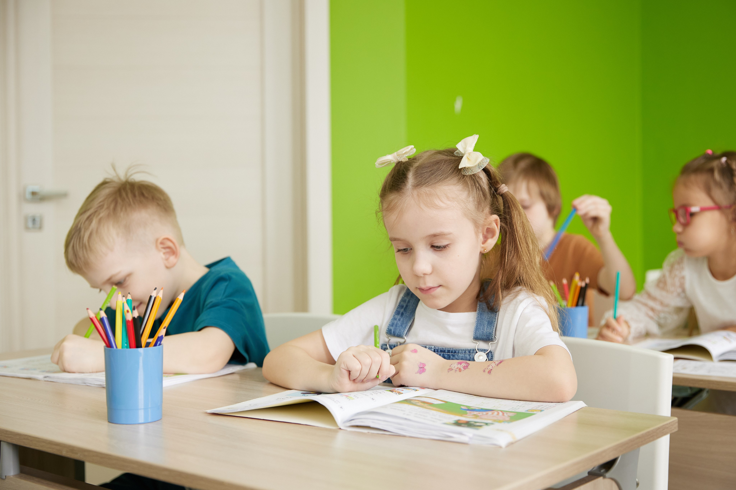 Выпускные альбомы для детского сада. Выпускные альбомы в Томске. Фотограф Сергей Стёпин