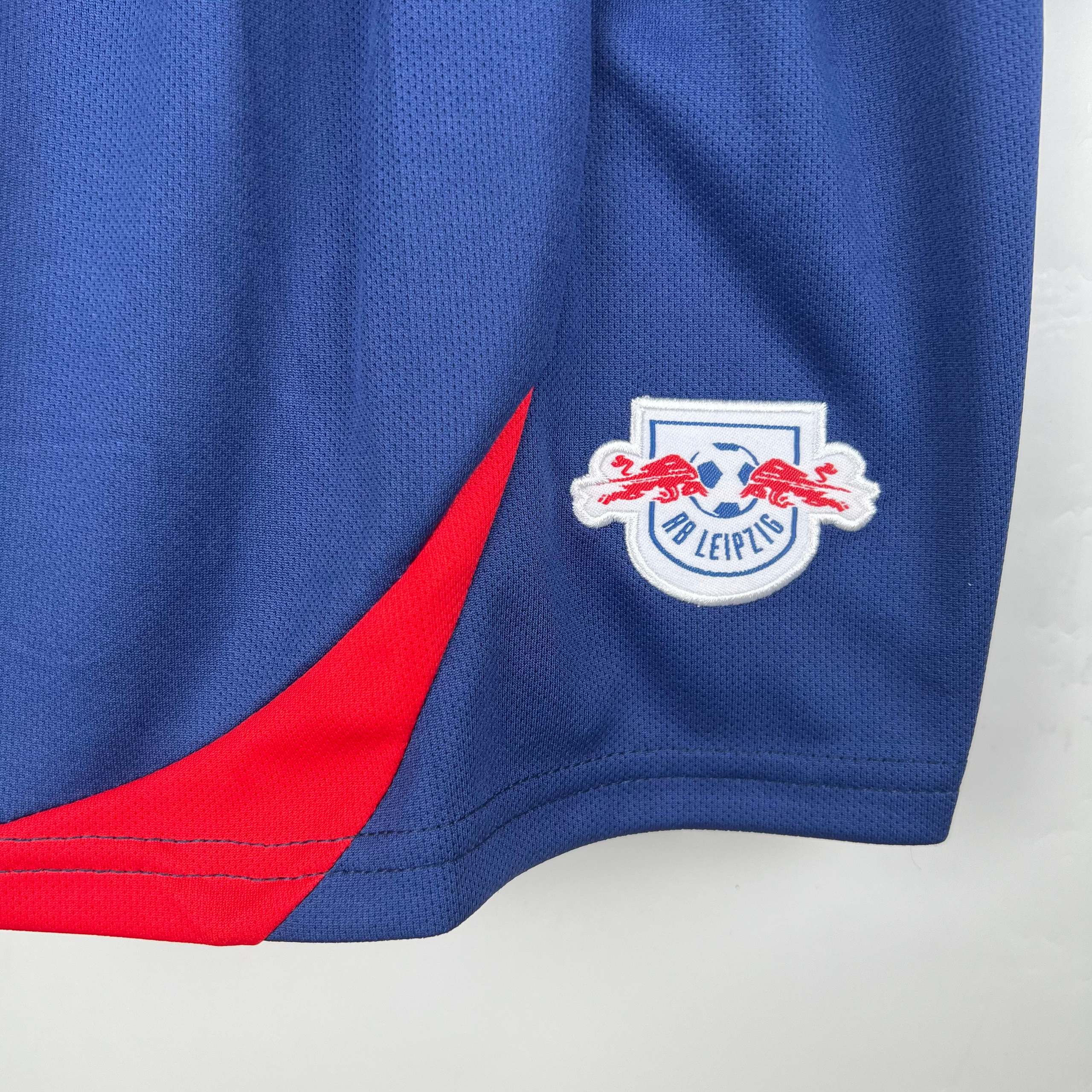 Футболка детская Leipzig Red Bull выездная 2023. Футбольный магазин — ssw_magazin