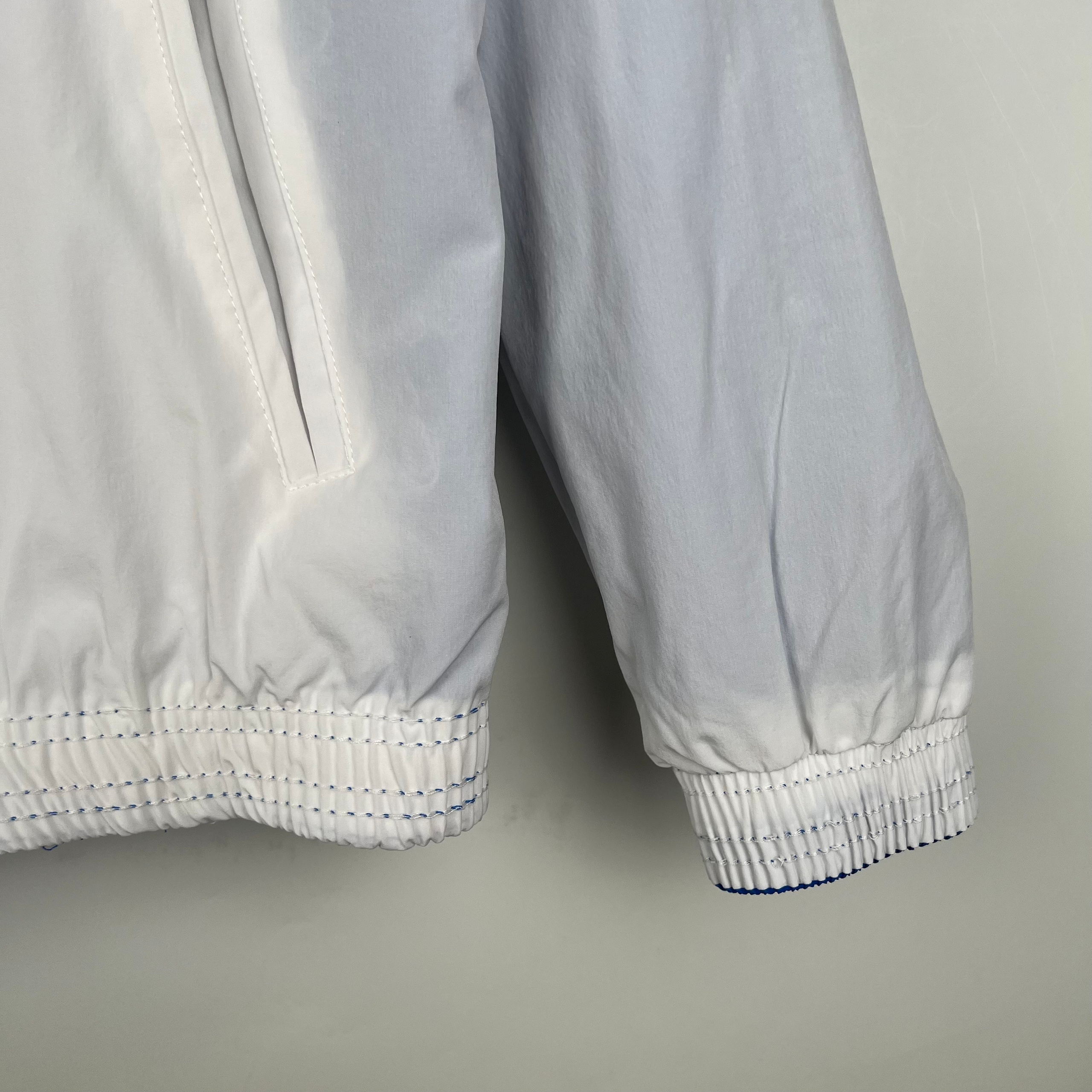 Ветровка Lyon купить по цене 4900 рублей. Футбольный магазин — ssw_magazin