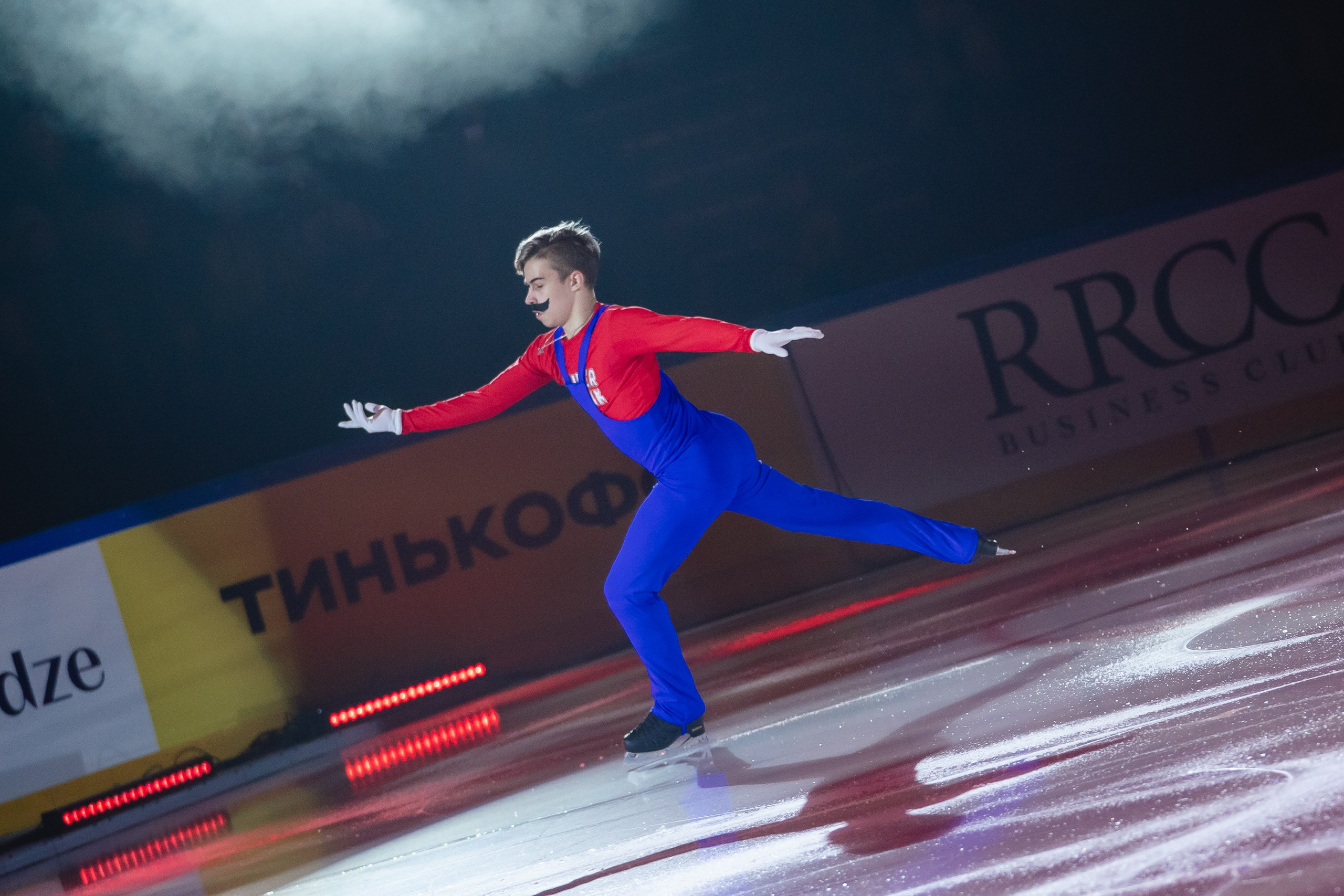 Шоу «Чемпионы на льду» в Новосибирске. Воробьева Ксения — Спортивный и танцевальный фотограф Новосибирск