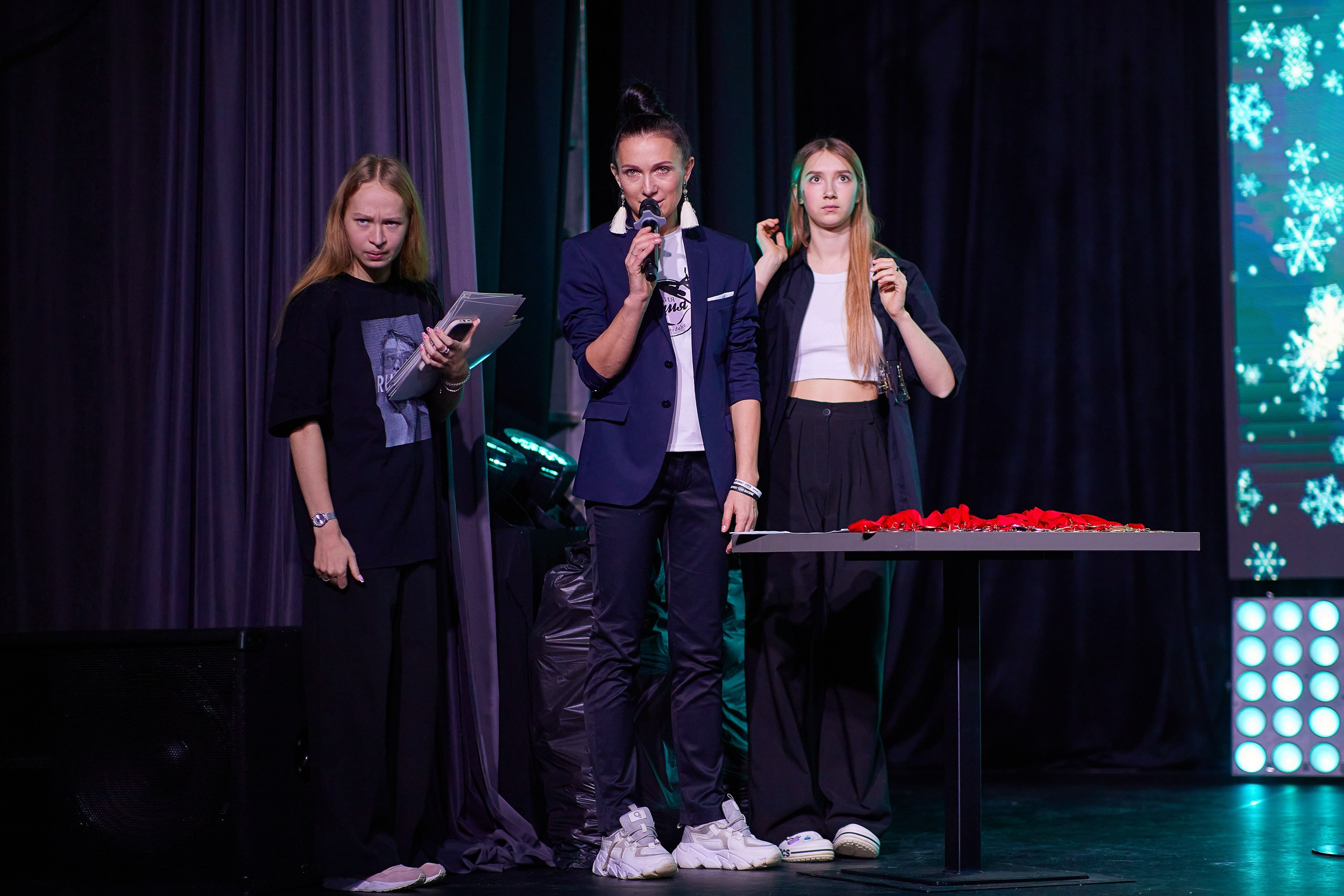 Анонс фоторепортажа с Концерта Грация. POLE DANCE. Photographer for business Mikhail Semenov. Aqua photo studio, photo school