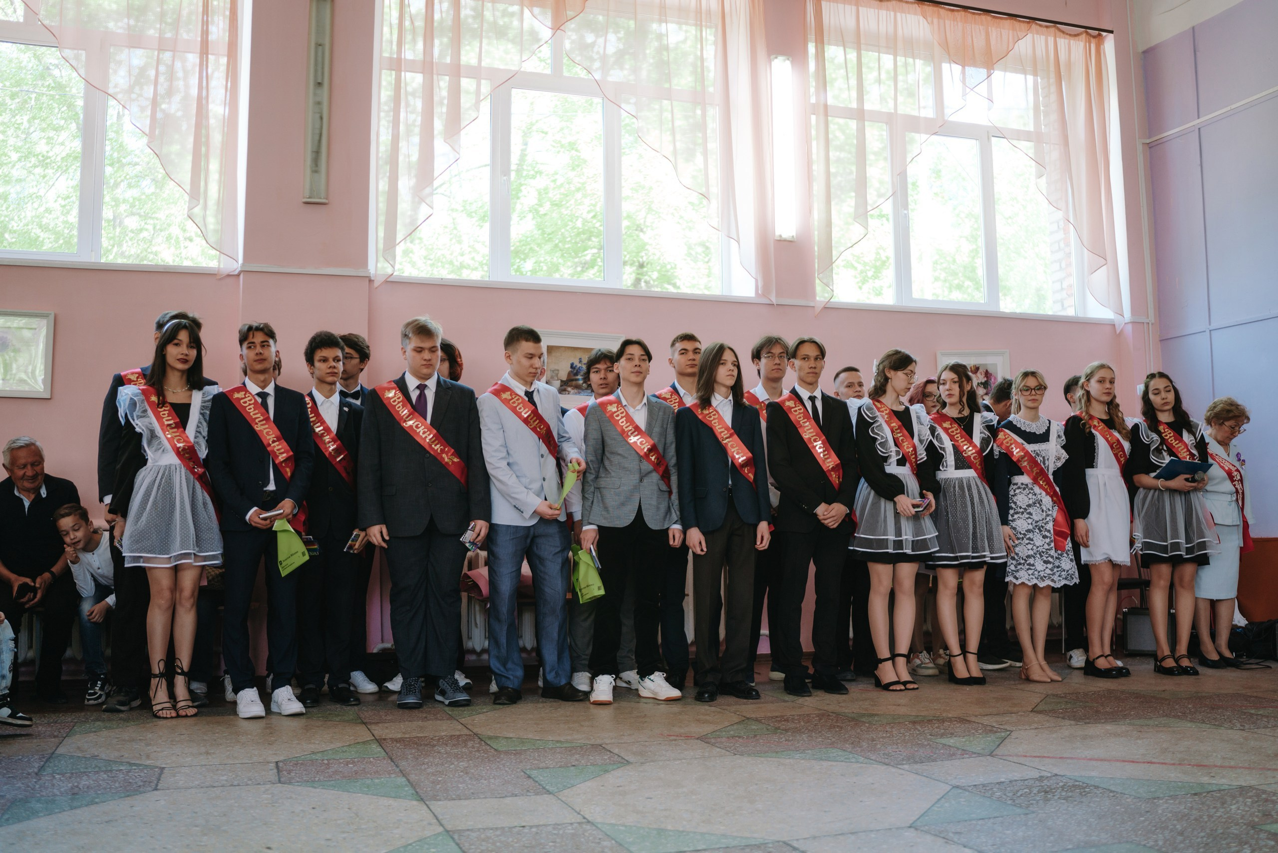 ФОТОСЪЕМКА ВЫПУСКНЫХ УФА, ФОТОГРАФ НА ПОСЛЕДНИЙ ЗВОНОК