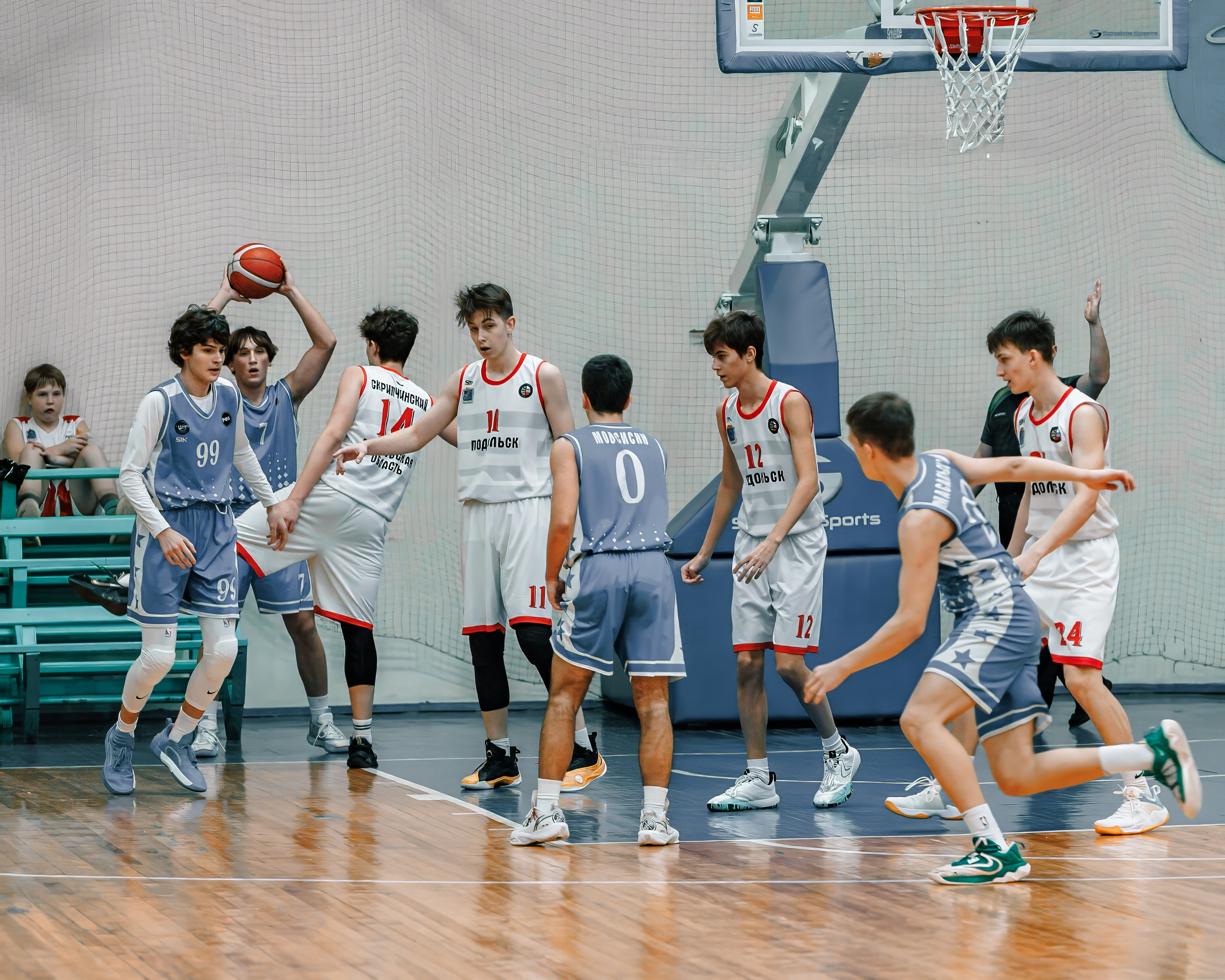 СШОР «Космос». Выпускные альбомы и школьный фотограф в Подольске, Троицке, Щербинке, Москве и Московской области