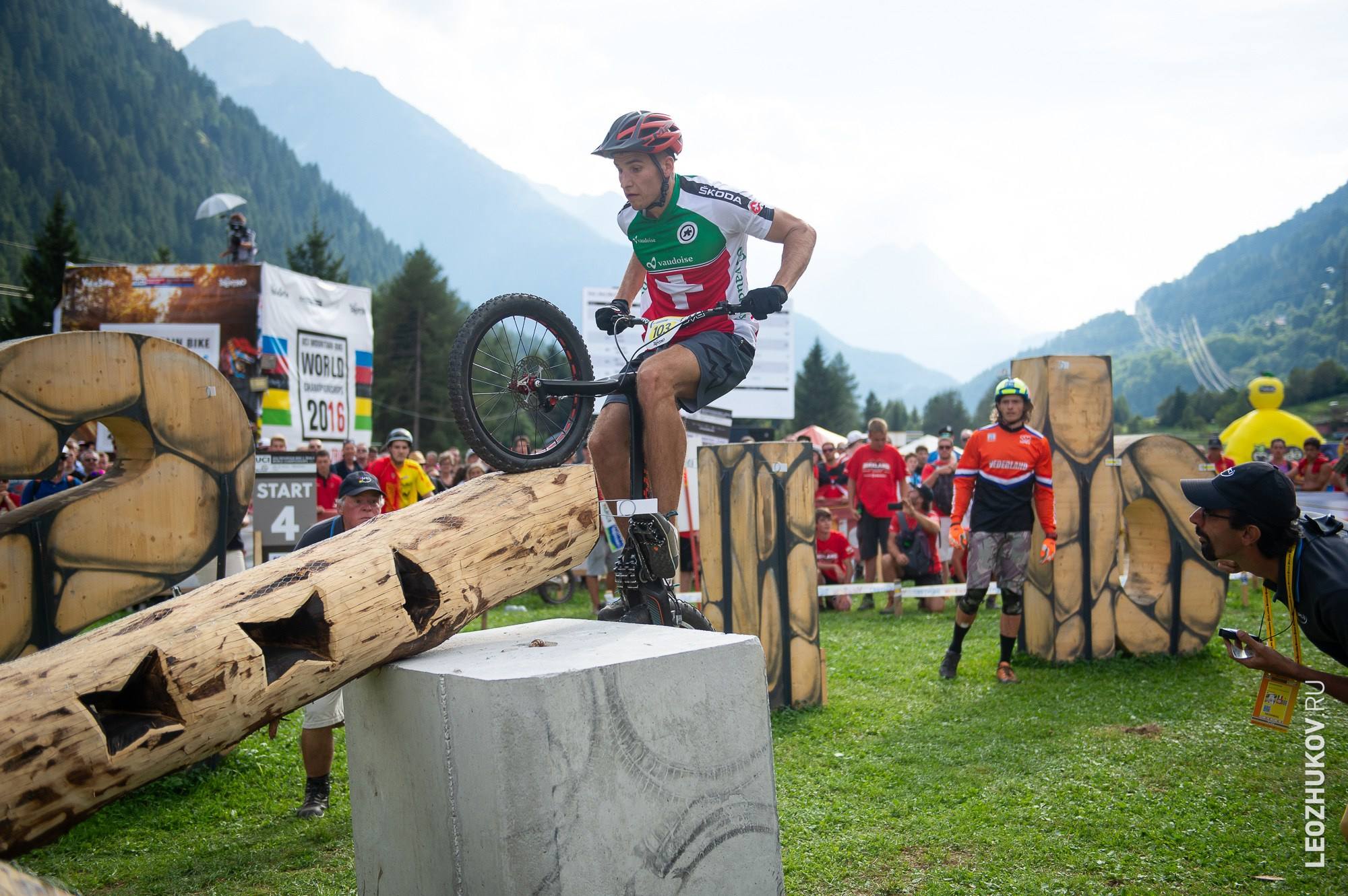 UCI Trials World Championships 2016 — finals. Sports photographer Leonid Zhukov